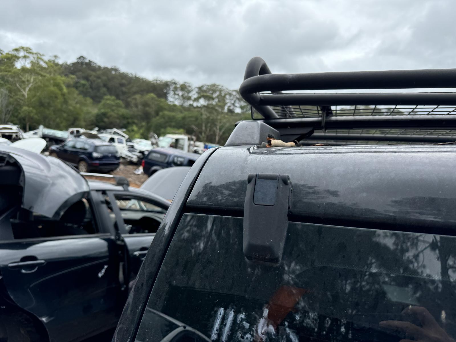 View Auto part Bootlid/Tgate Hinge JEEP CHEROKEE 2012