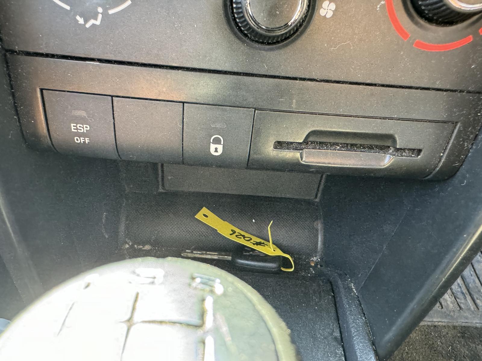 View Auto part Misc Switch/Relay PEUGEOT 207 2011
