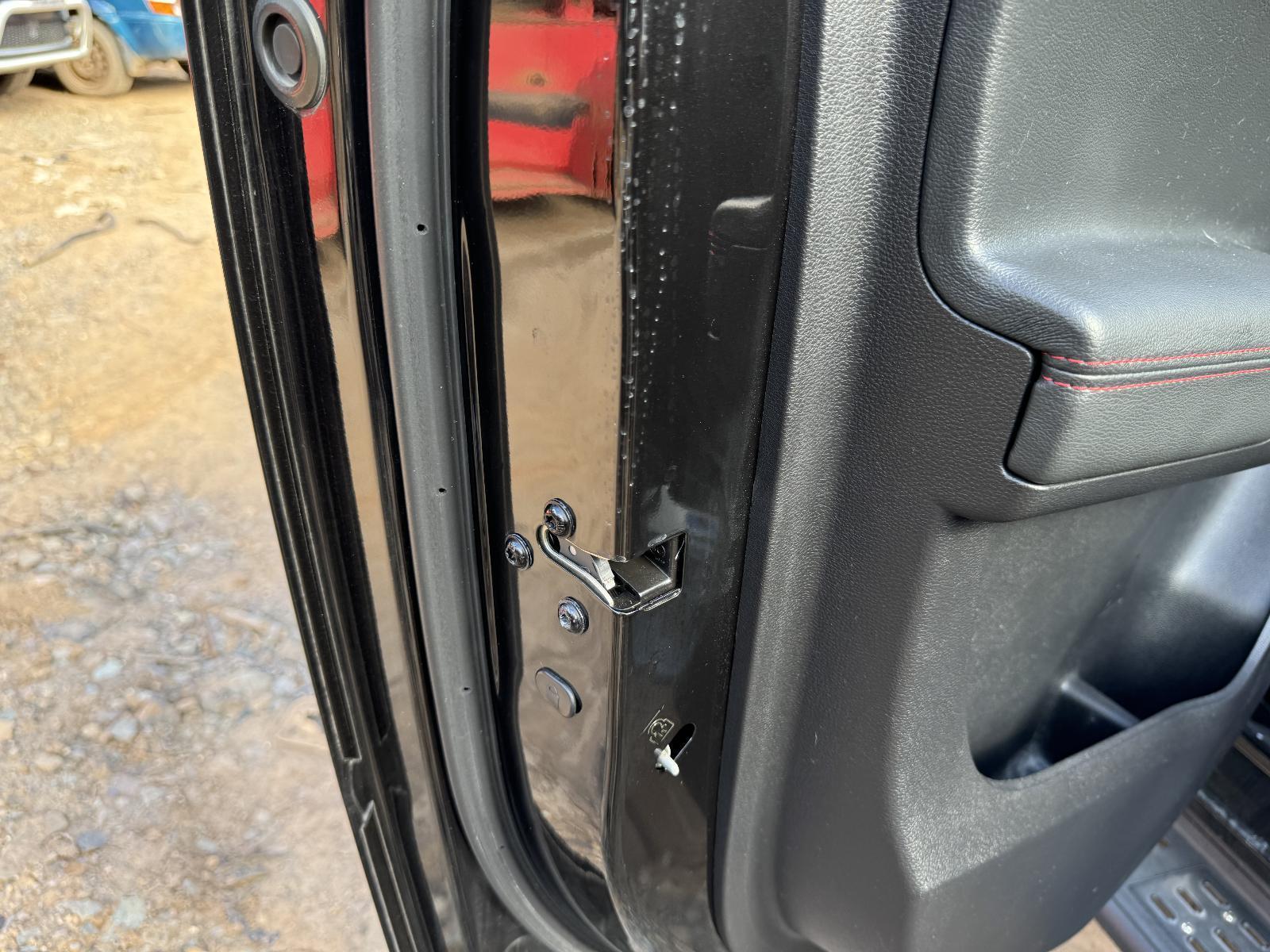 View Auto part Door/Boot/Gate Lock LDV T60 2019