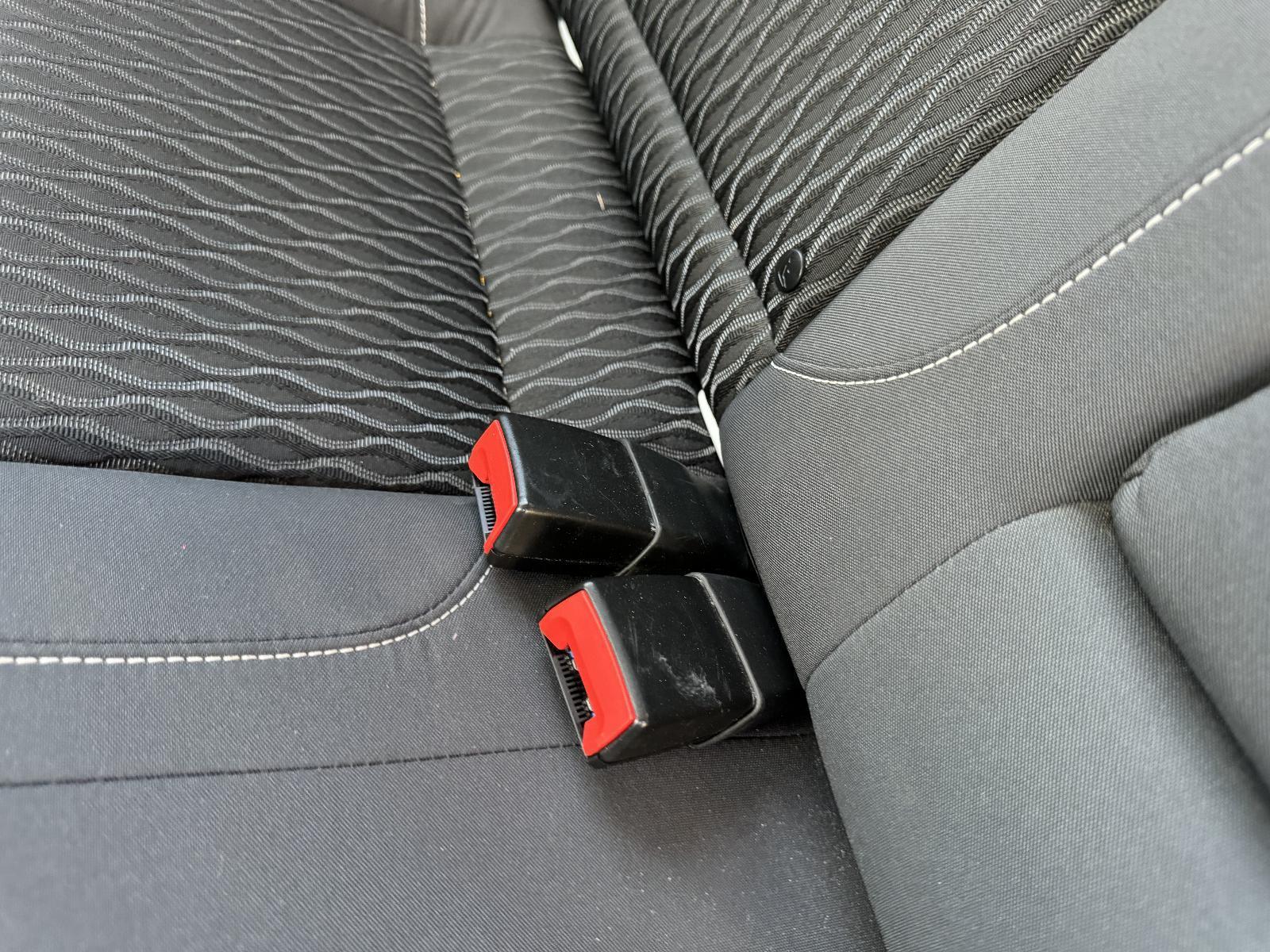 View Auto part Seatbelt/Stalk LDV T60 2020