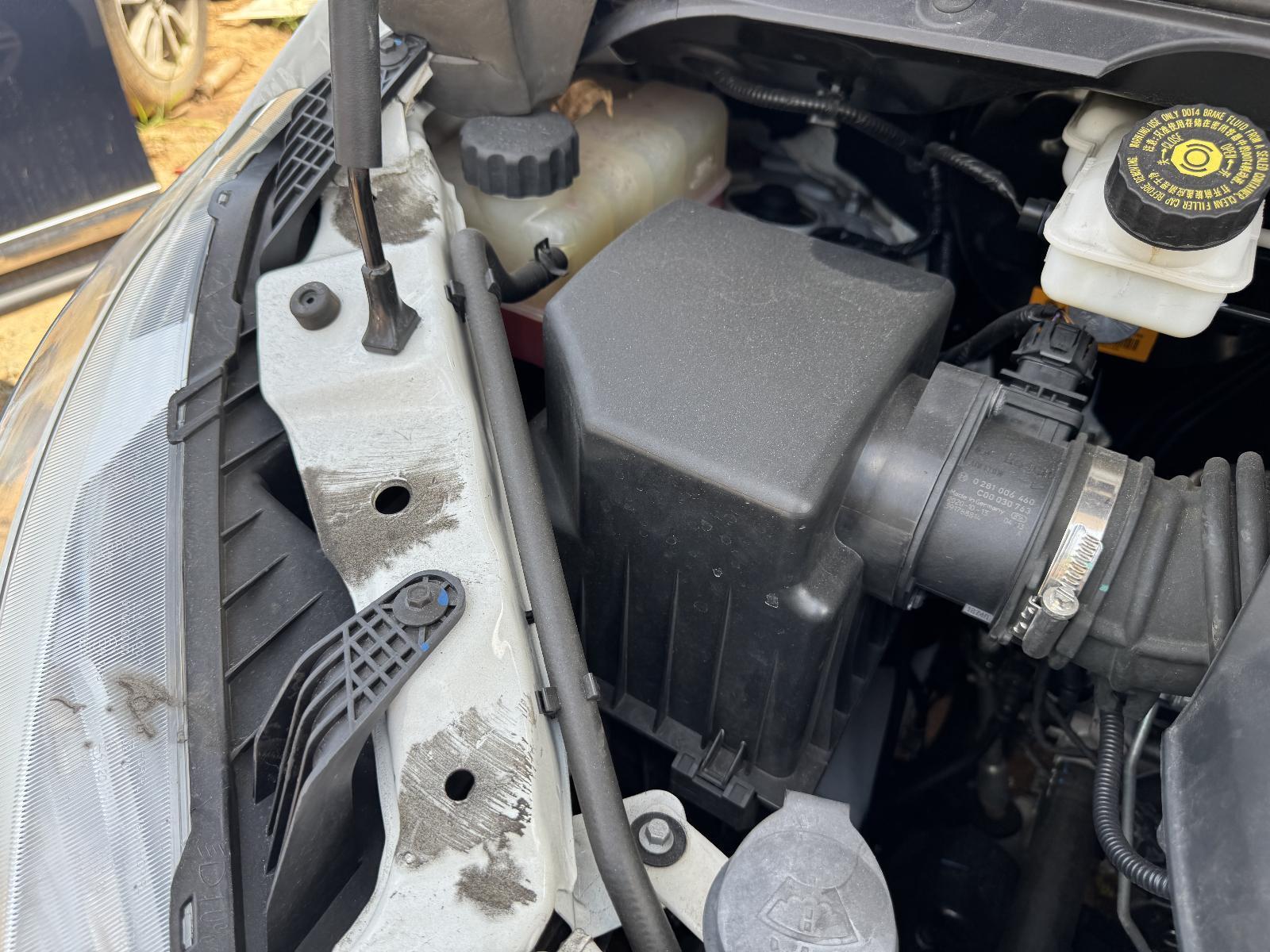 View Auto part Air Cleaner/Box LDV G10 2021
