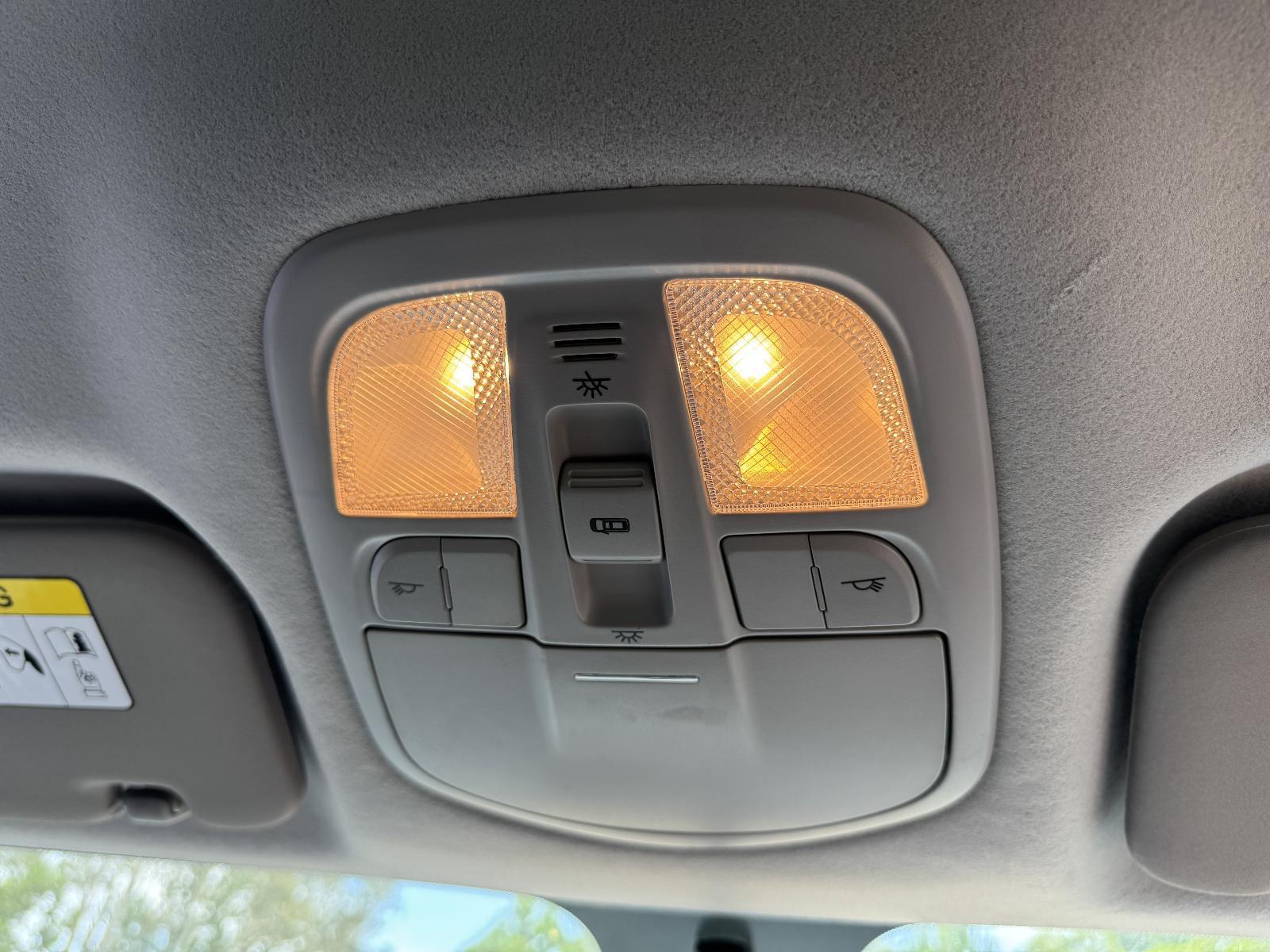 View Auto part Courtesy Light LDV G10 2021