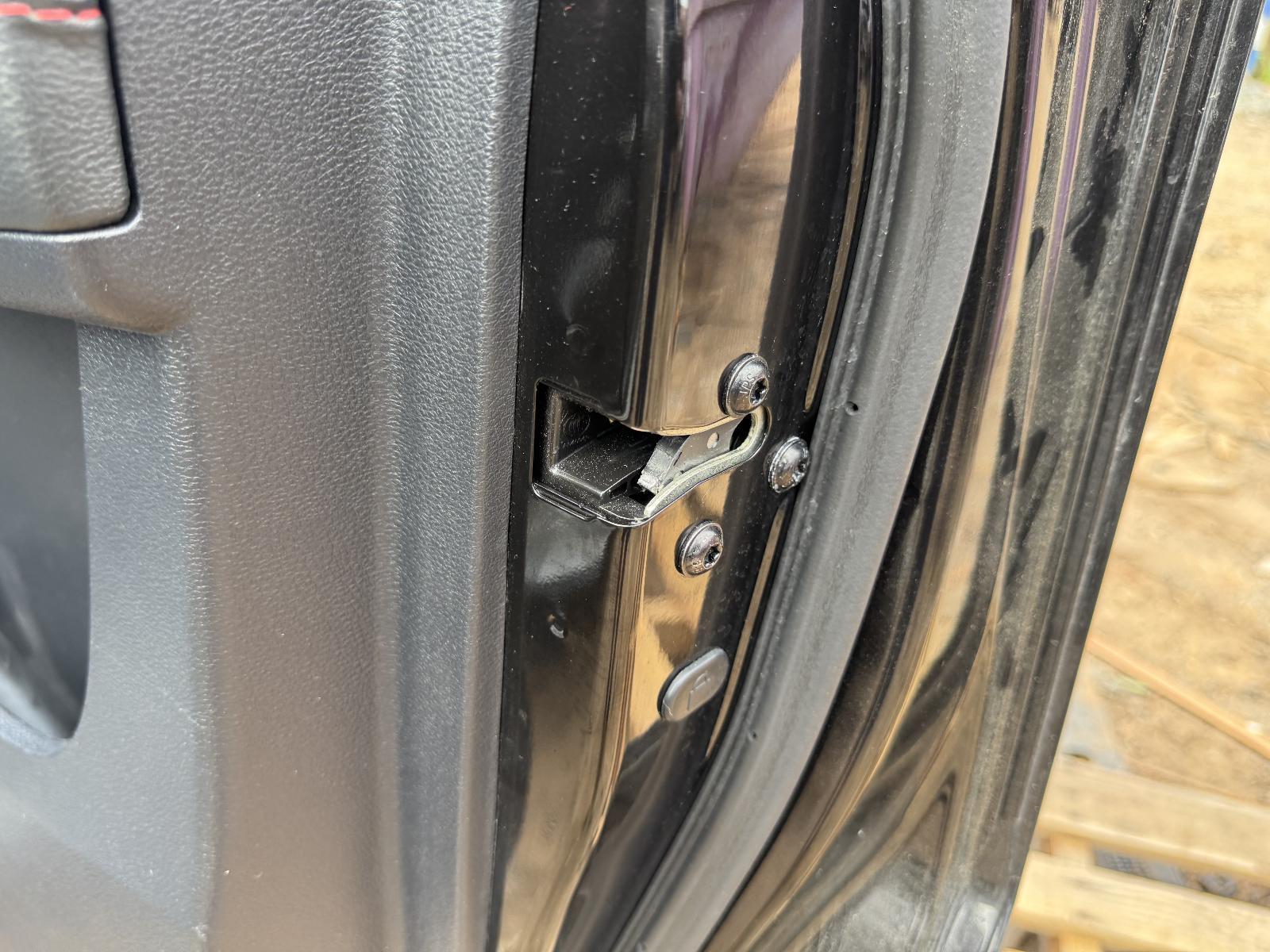 View Auto part Door/Boot/Gate Lock LDV T60 2018
