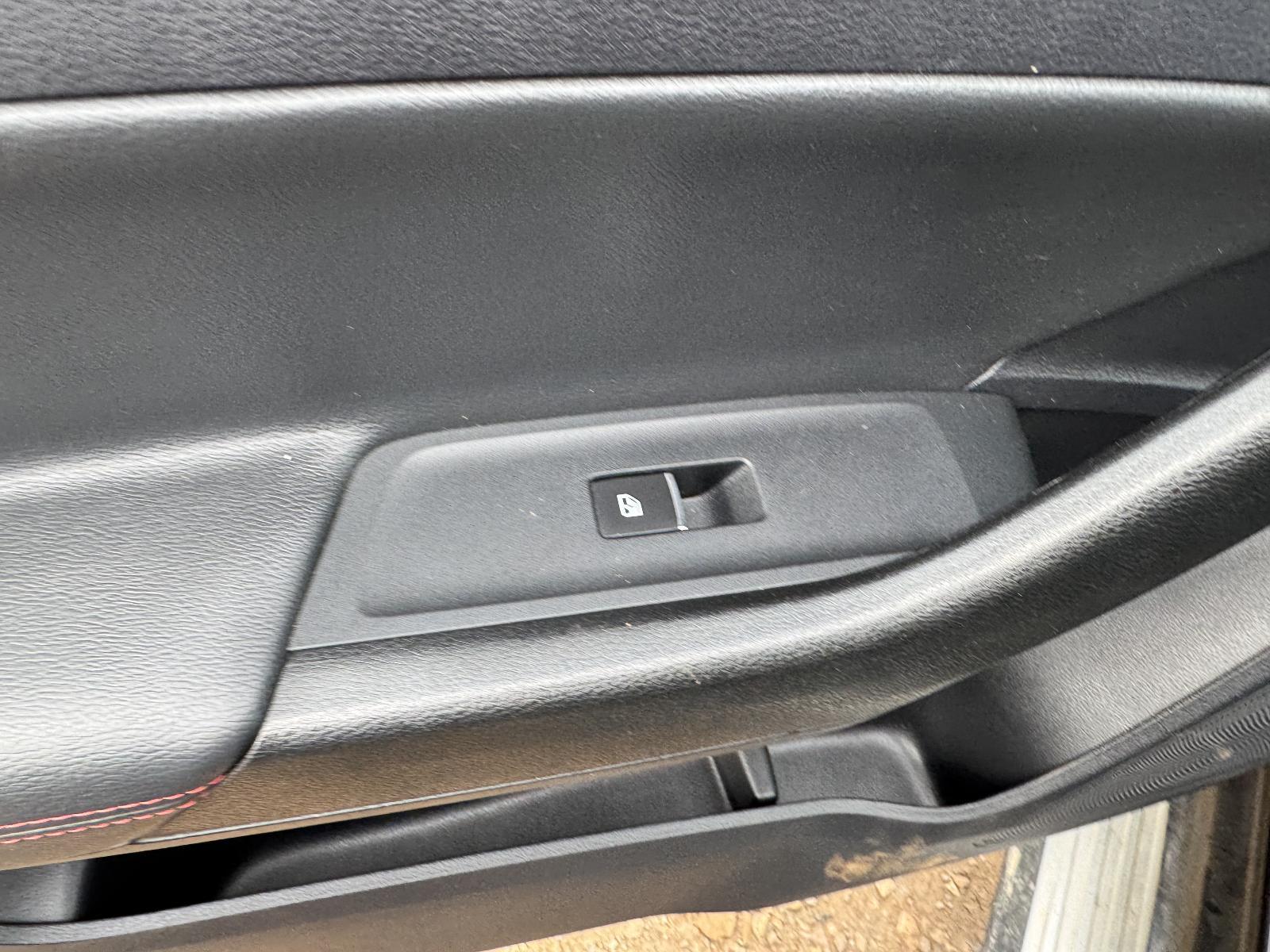 View Auto part Pwr Dr Wind Switch LDV T60 2018