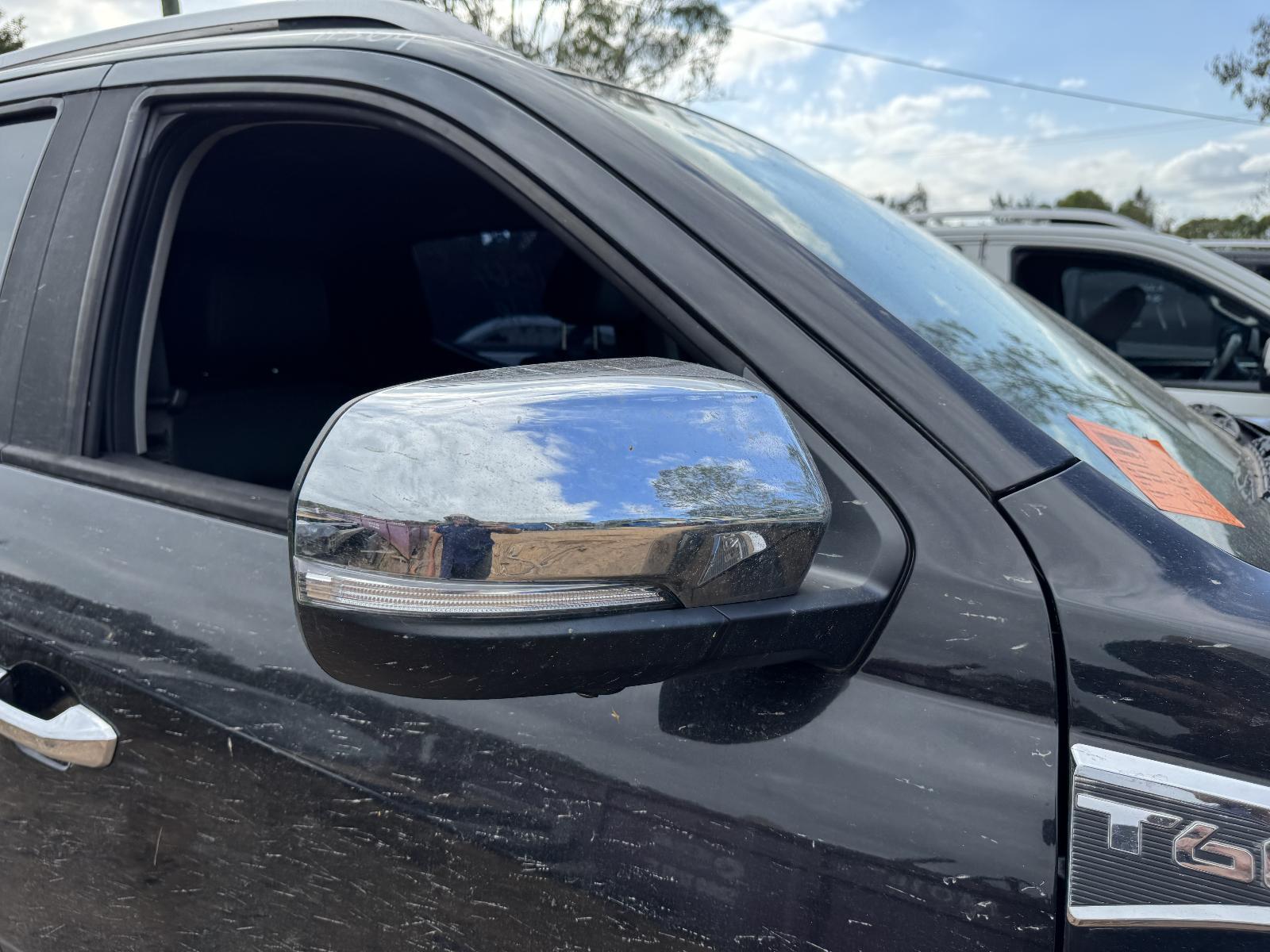 View Auto part Right Door Mirror LDV T60 2018