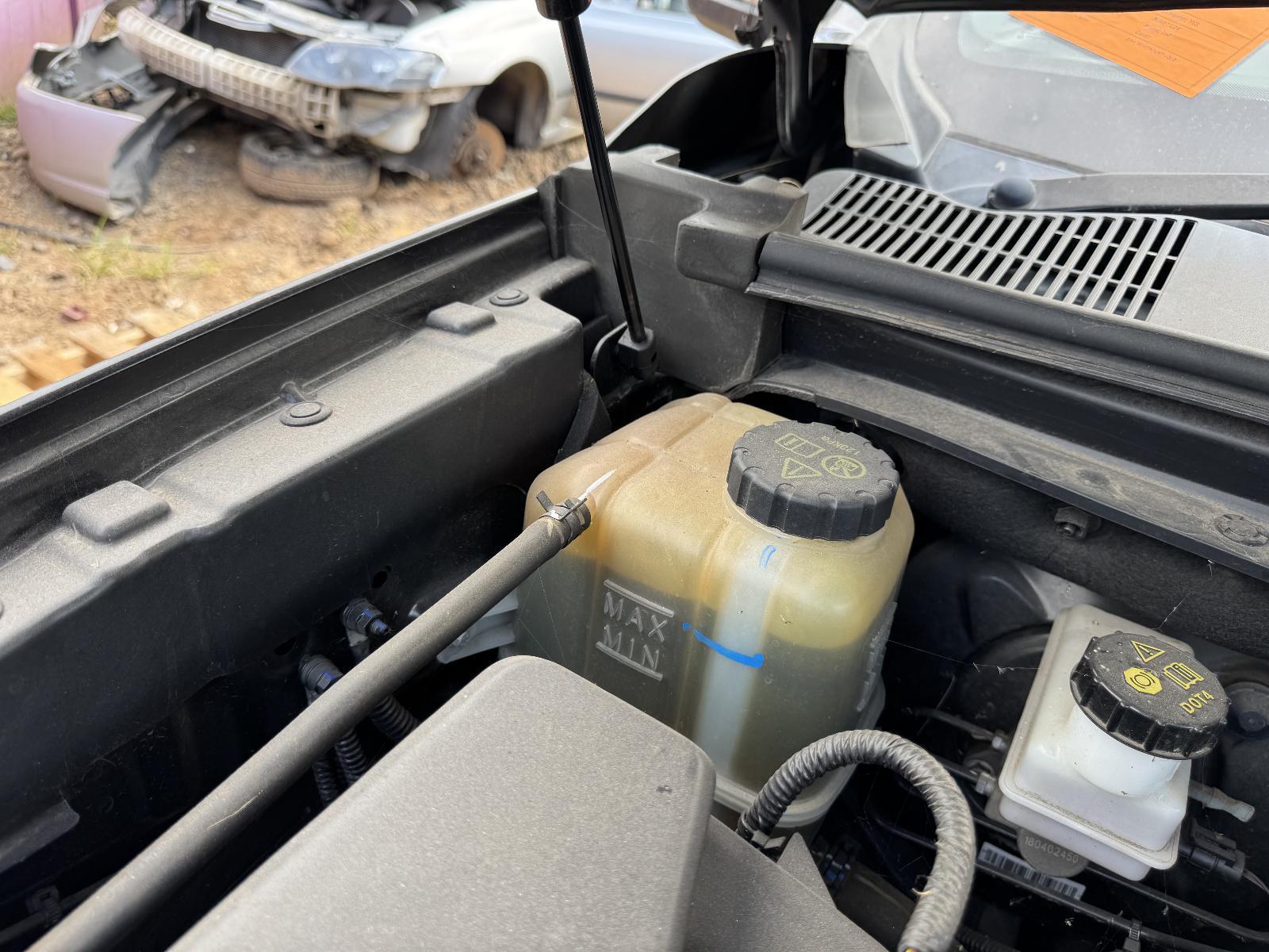 View Auto part Overflow Bottle LDV T60 2018