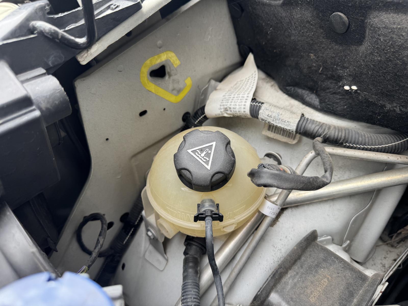 View Auto part Overflow Bottle CITROEN BERLINGO 2015
