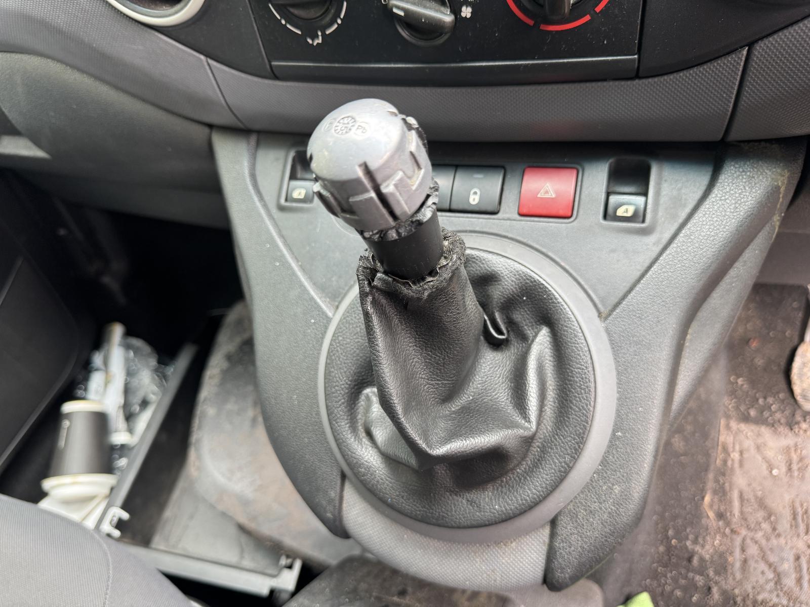 View Auto part Gear Stick/Shifter CITROEN BERLINGO 2015