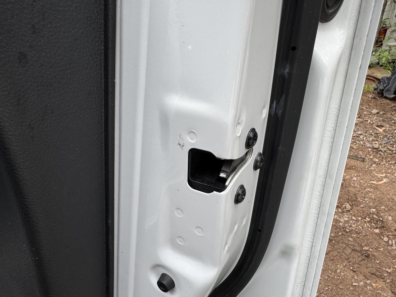 View Auto part Door/Boot/Gate Lock LDV G10 2021