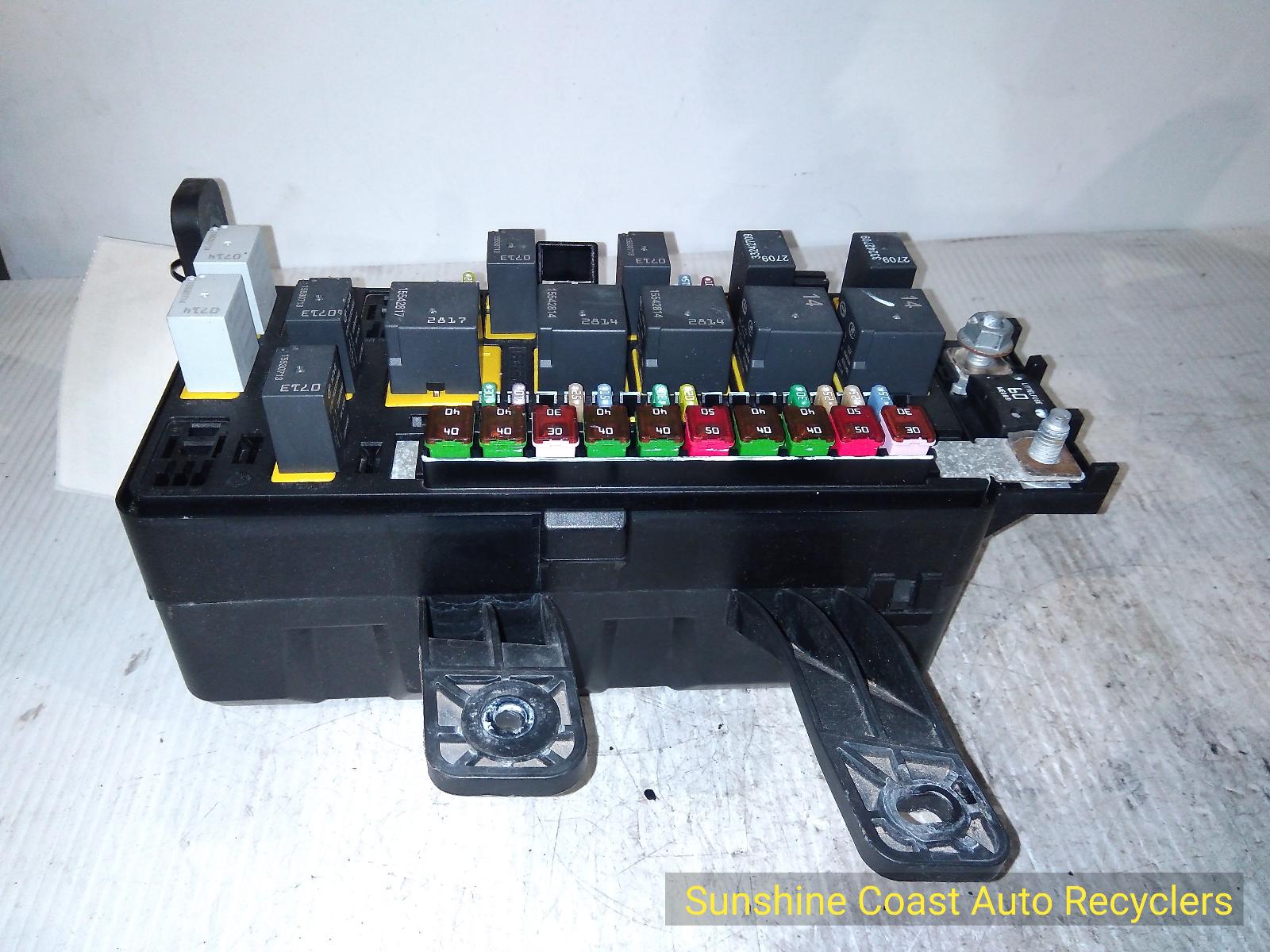 View Auto part Fuse Box Ldv G10 2021