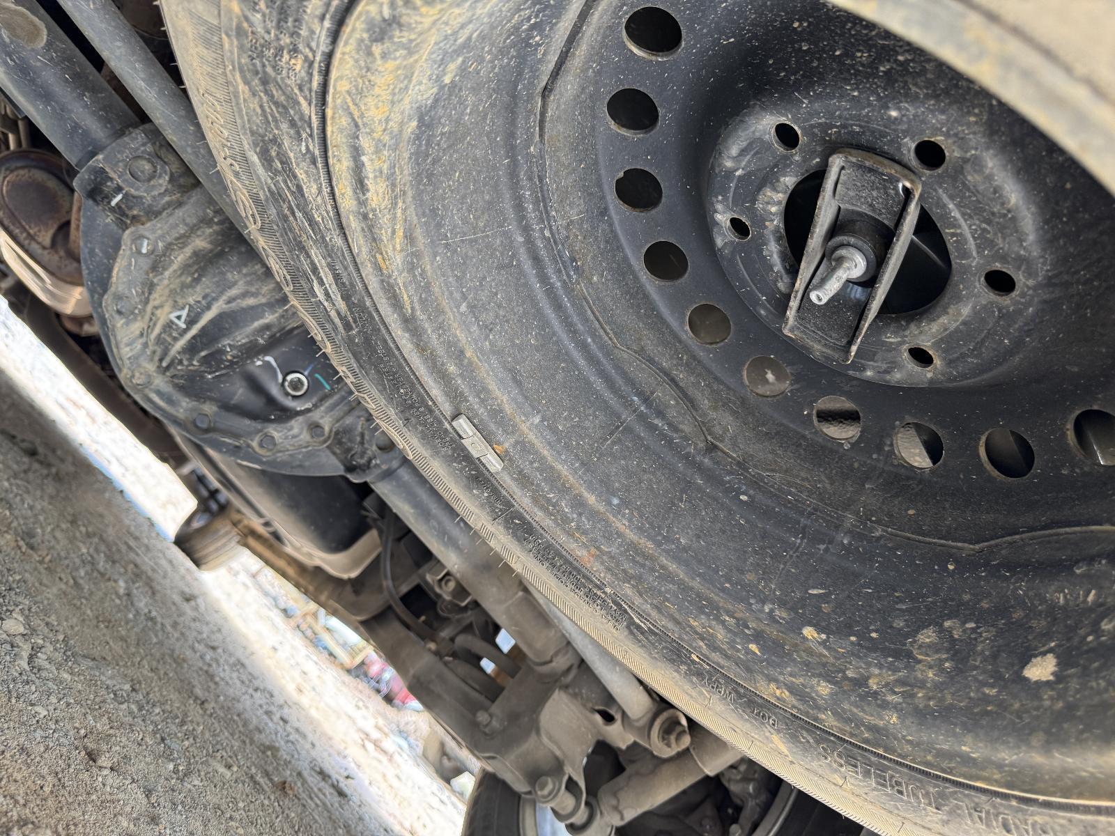 View Auto part Spare Wheel Winch LDV G10 2019