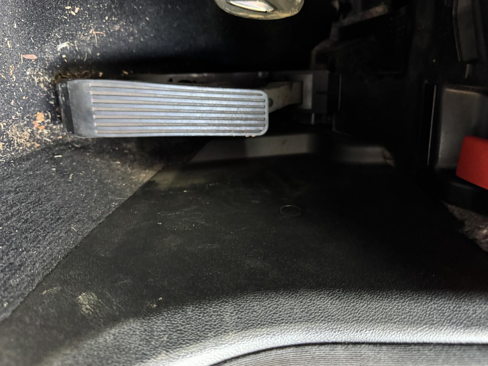 View Auto part Pedal Assembly MERCEDES CLK 2007