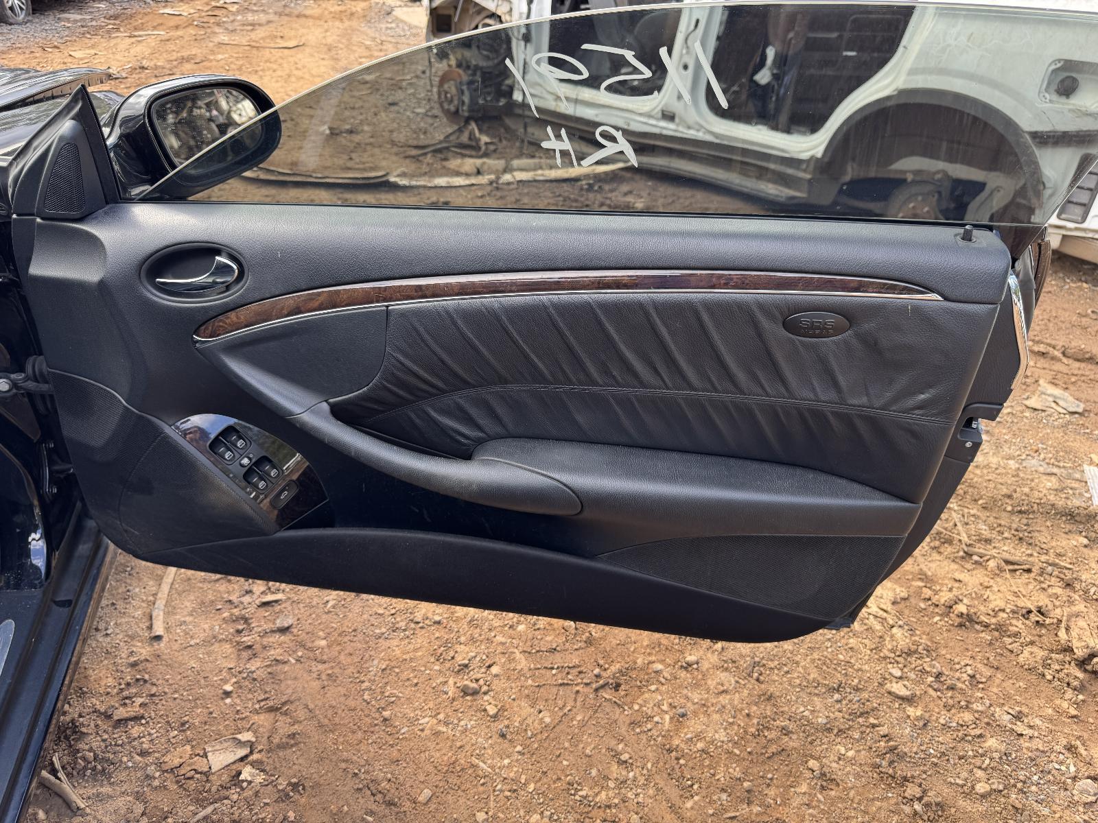 View Auto part Right Front Window Reg/Motor MERCEDES CLK 2007