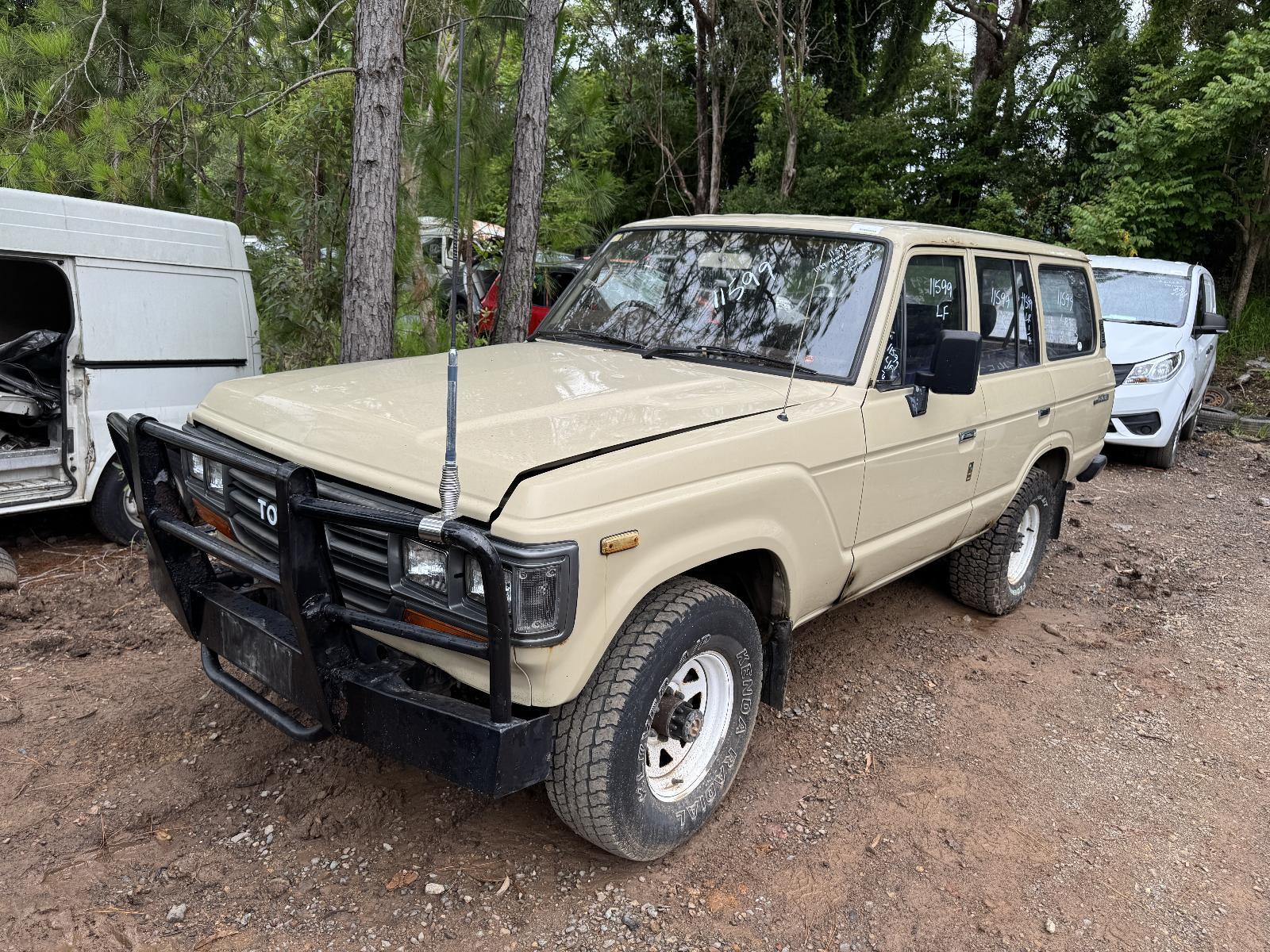View Auto part Left Driveshaft TOYOTA LANDCRUISER 1989