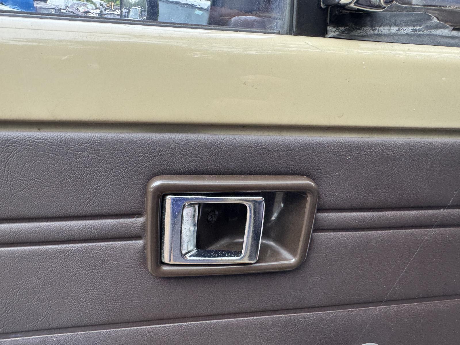 View Auto part Door Handle TOYOTA LANDCRUISER 1989