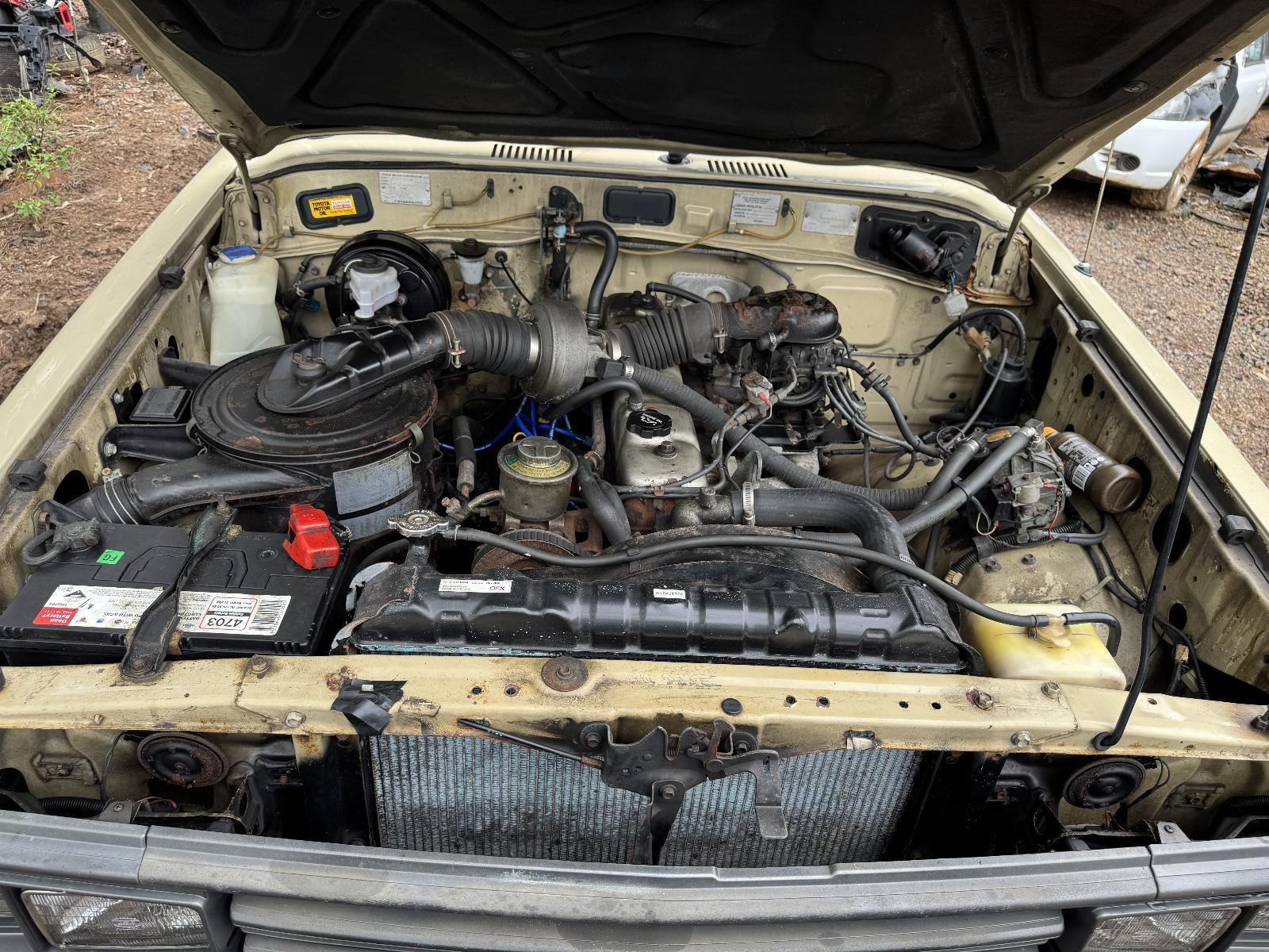 View Auto part Engine Pipe TOYOTA LANDCRUISER 1989