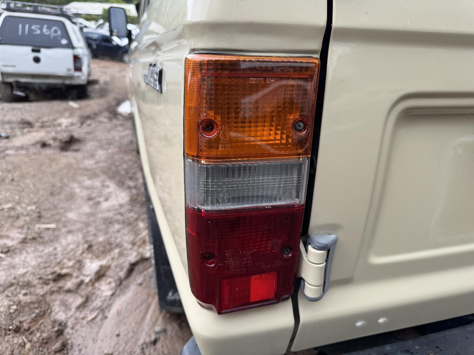 View Auto part Left Taillight TOYOTA LANDCRUISER 1989