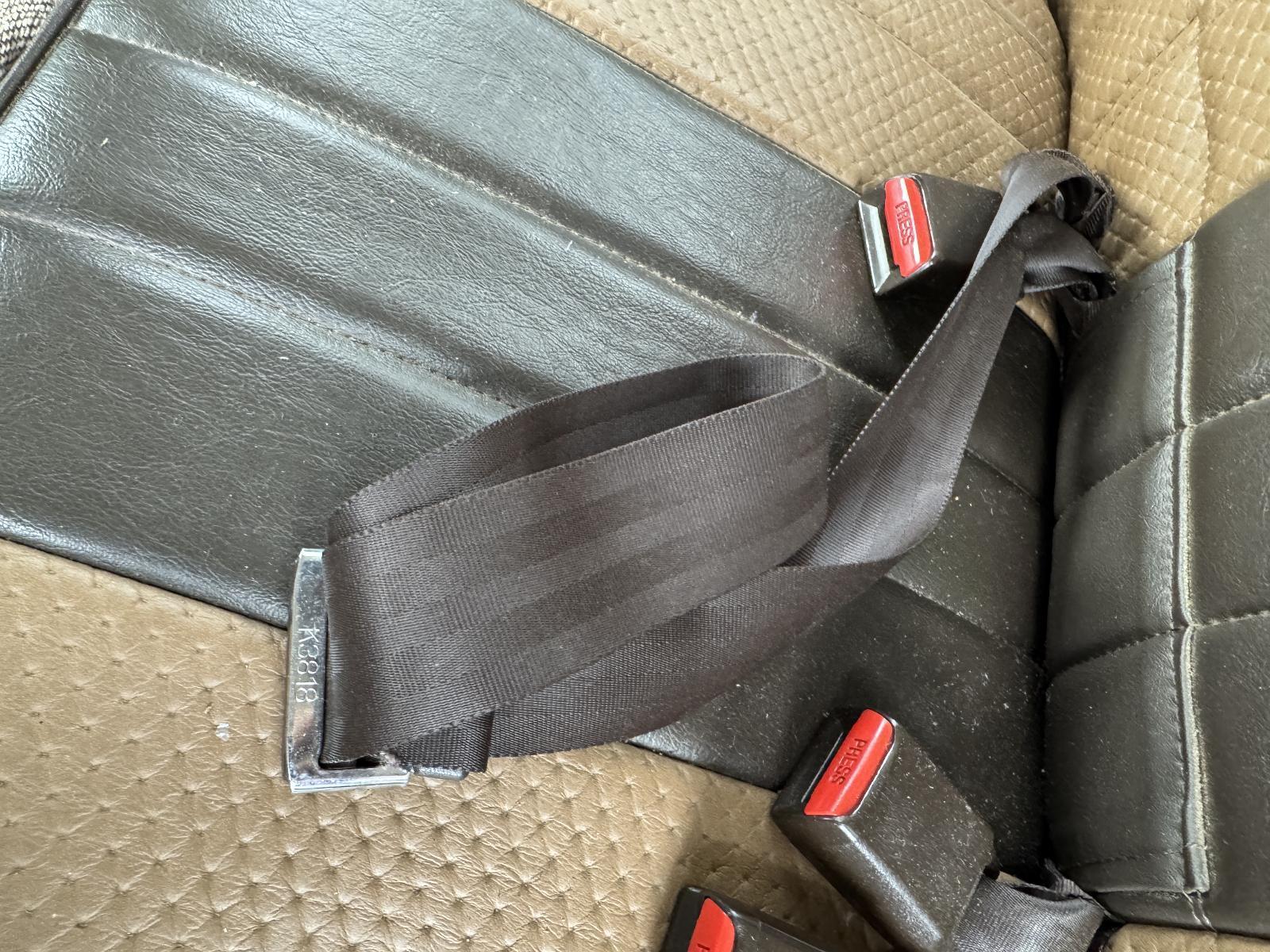 View Auto part Seatbelt/Stalk TOYOTA LANDCRUISER 1989