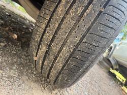 View Auto part Tyre Audi Q5 2011