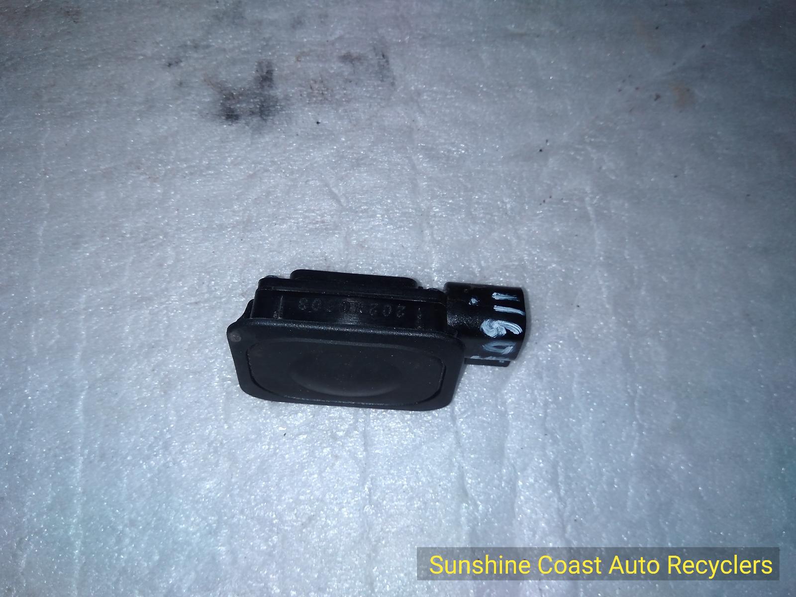 View Auto part Tailgate Handle Ford Everest 2024