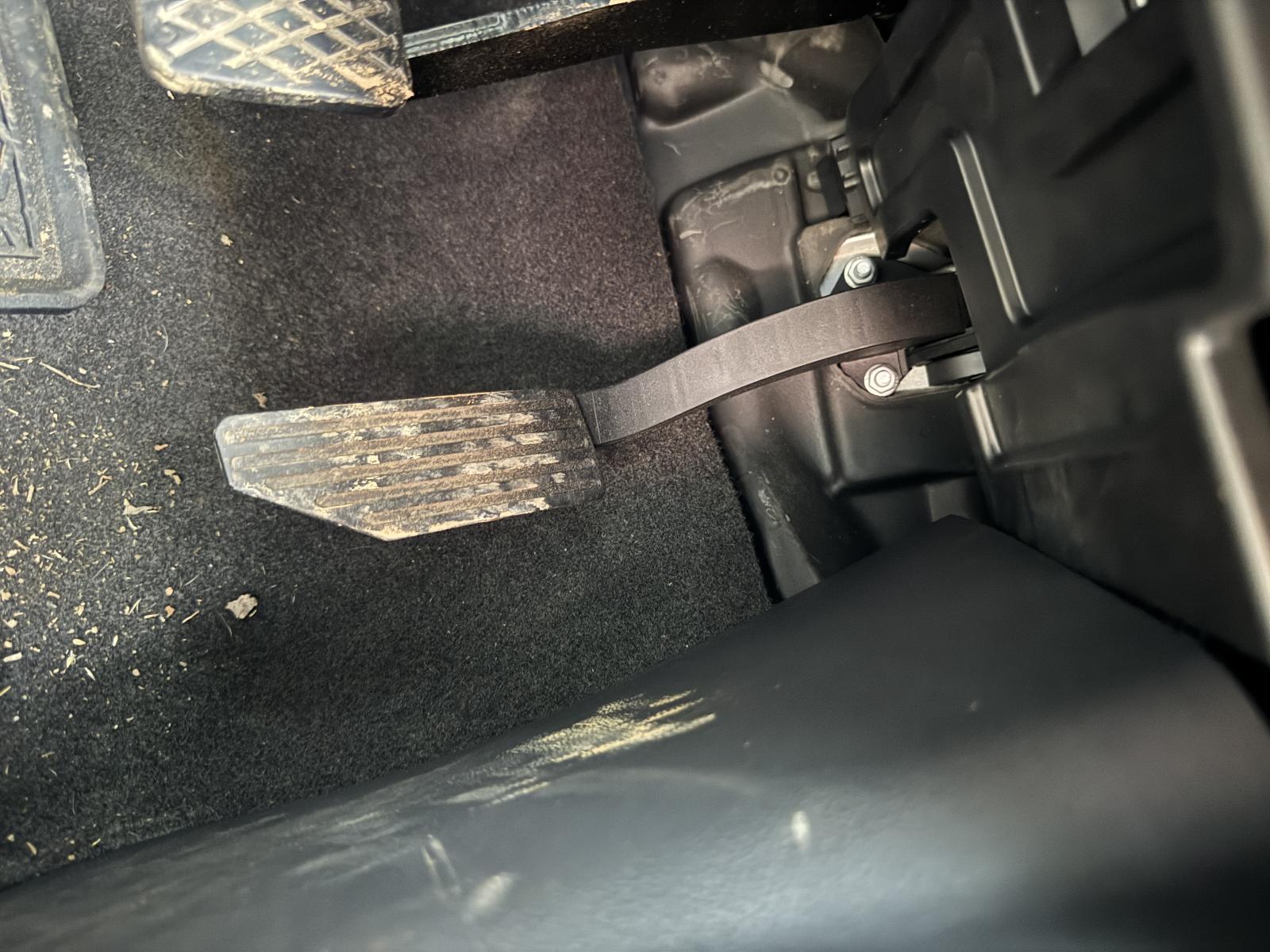 View Auto part Pedal Assembly LDV D90 2022