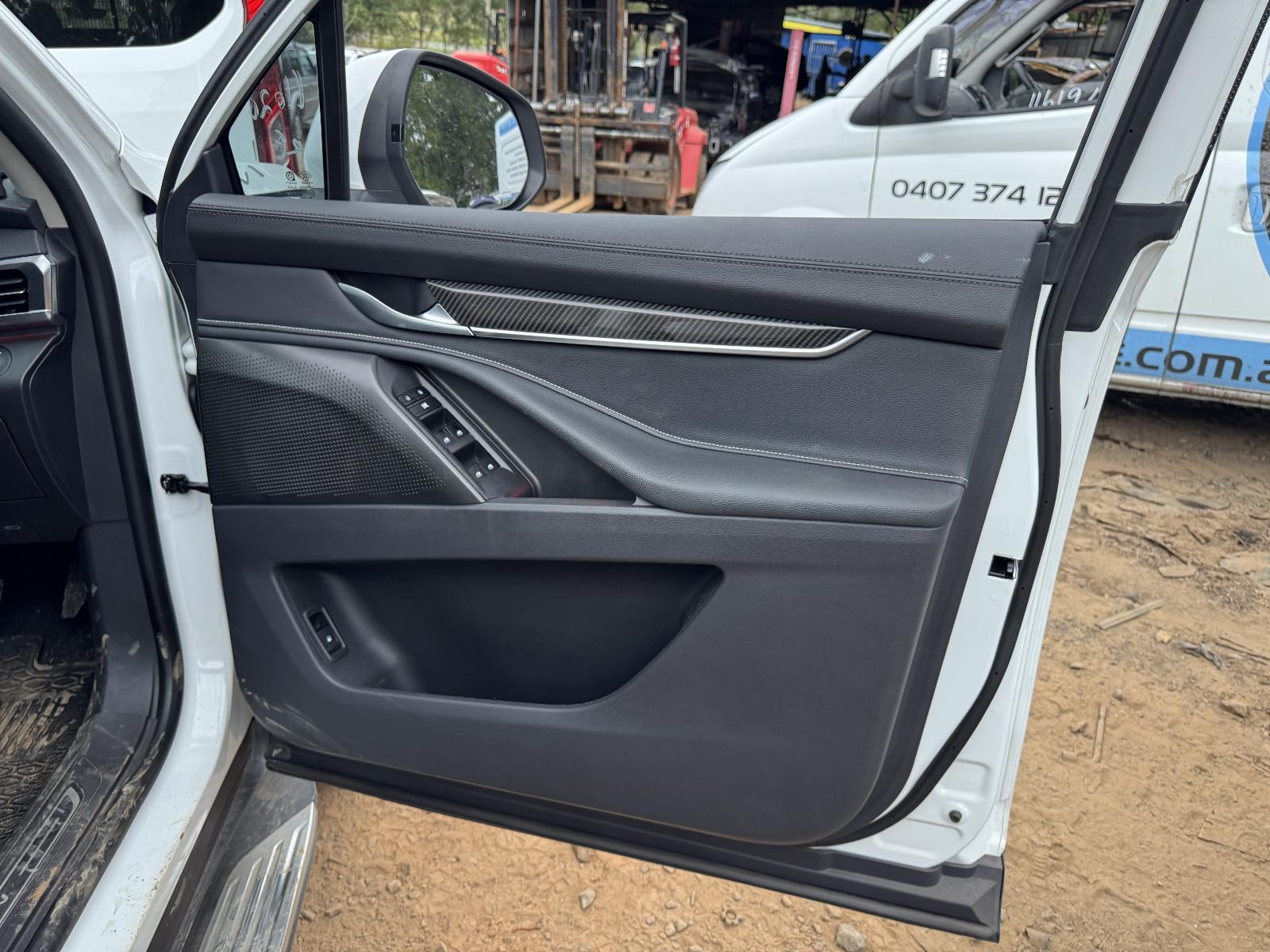 View Auto part Right Front Window Reg/Motor LDV D90 2022