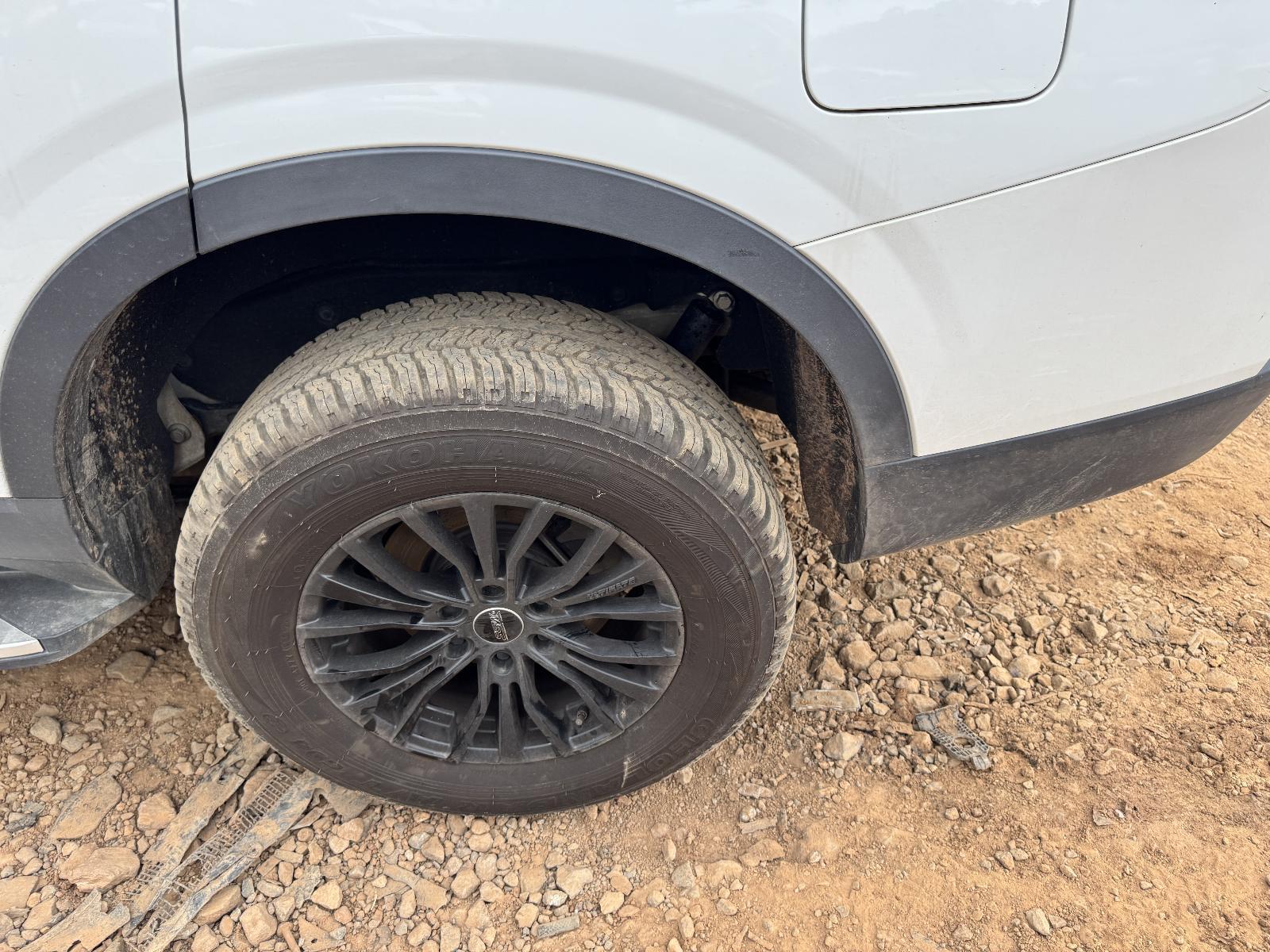 View Auto part Wheel Arch Flare LDV D90 2022