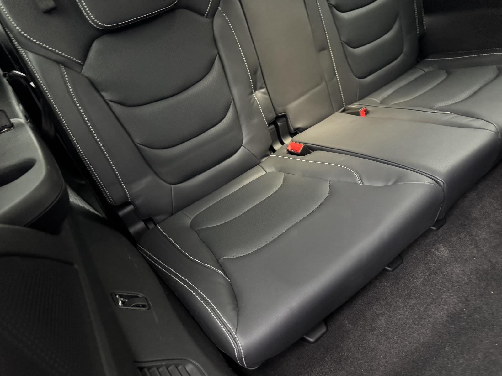 View Auto part 3rd Seat LDV D90 2022
