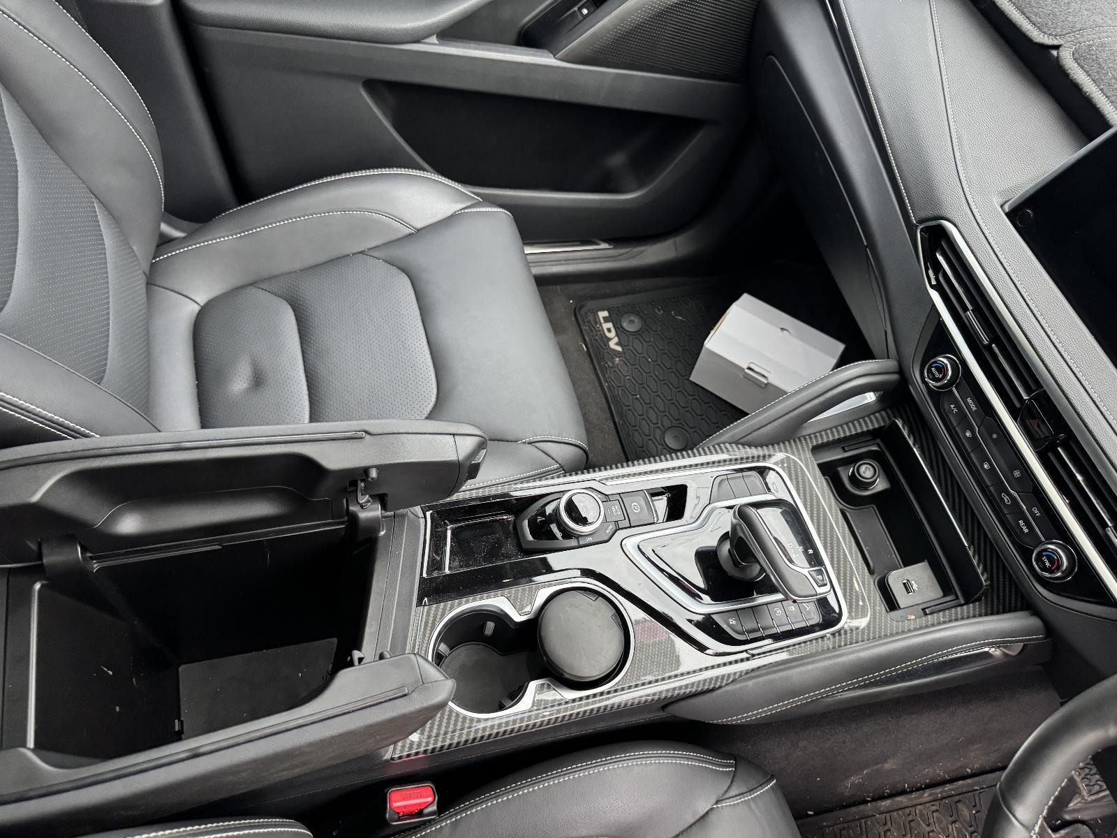 View Auto part Console LDV D90 2022