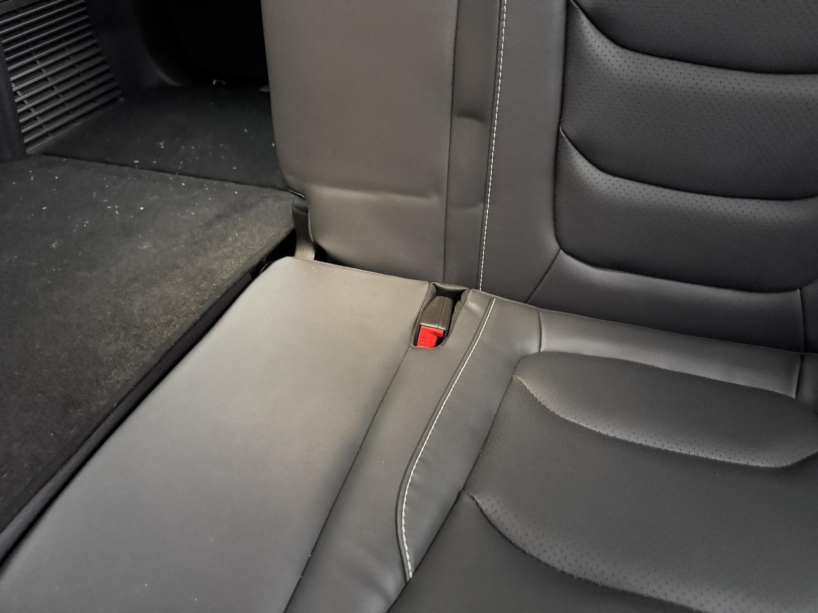 View Auto part Seatbelt/Stalk LDV D90 2022