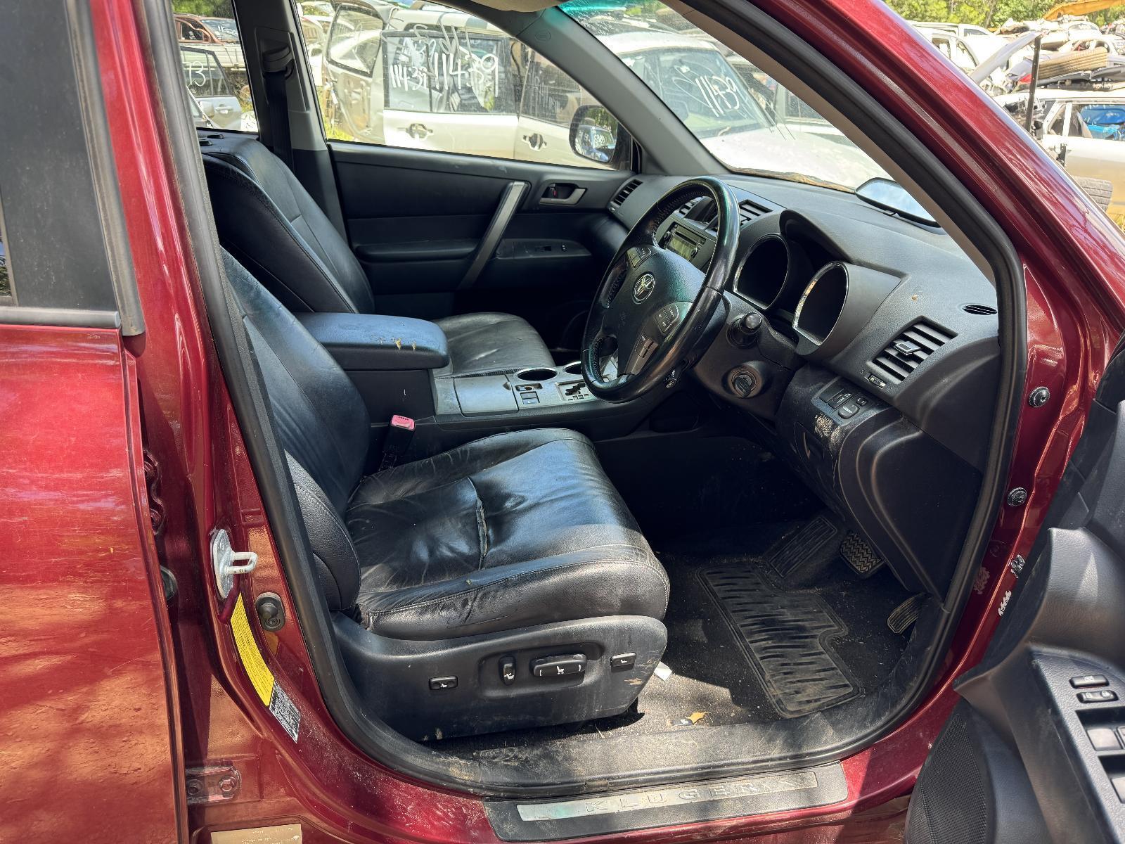 View Auto part SPEAKER TOYOTA KLUGER 2007