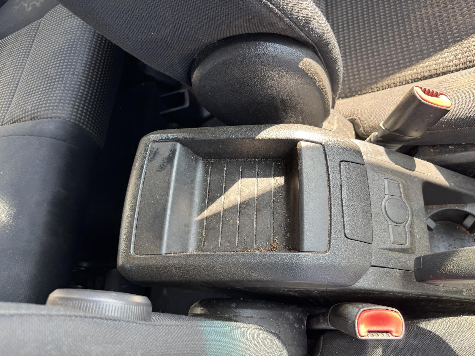 View Auto part Console HOLDEN CAPTIVA 2010