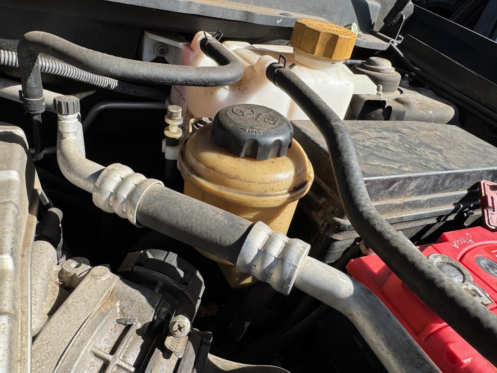 View Auto part P/S Reservoir HOLDEN CAPTIVA 2010