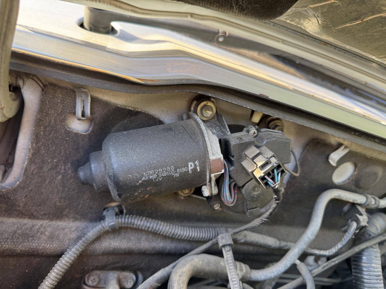 View Auto part Wiper Motor MITSUBISHI PAJERO 1993