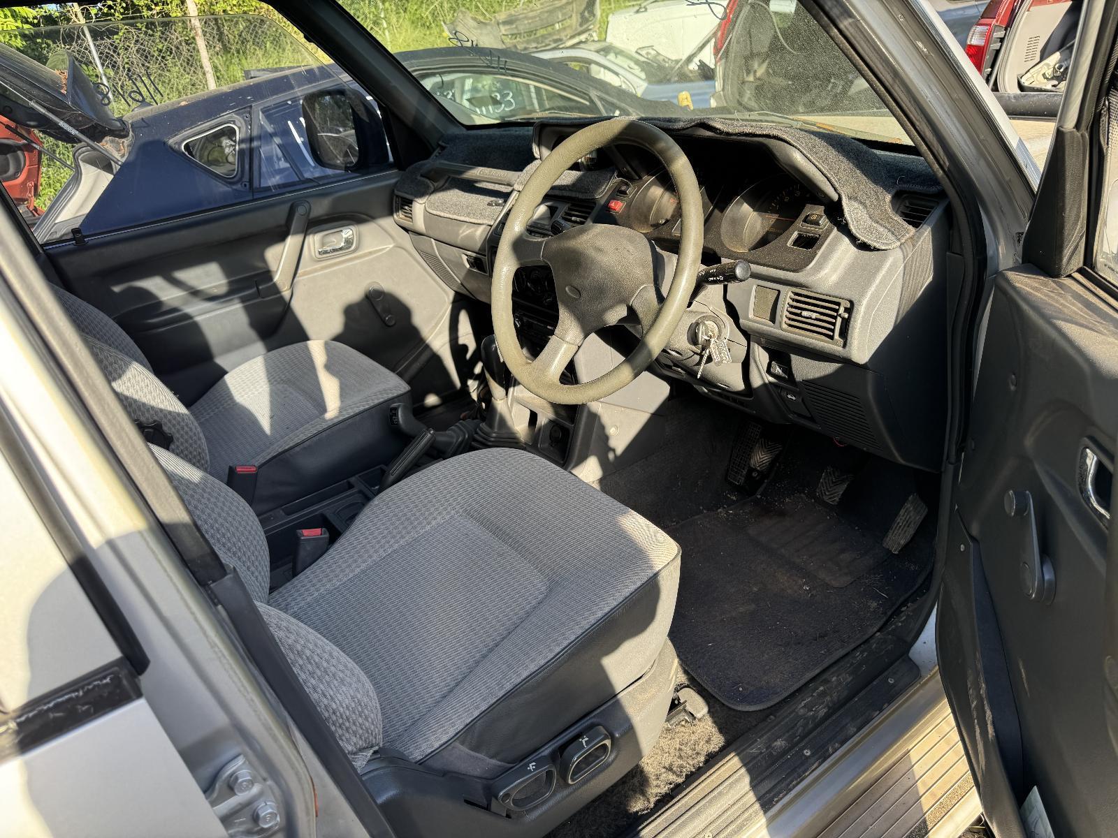 View Auto part SPEAKER MITSUBISHI PAJERO 1993