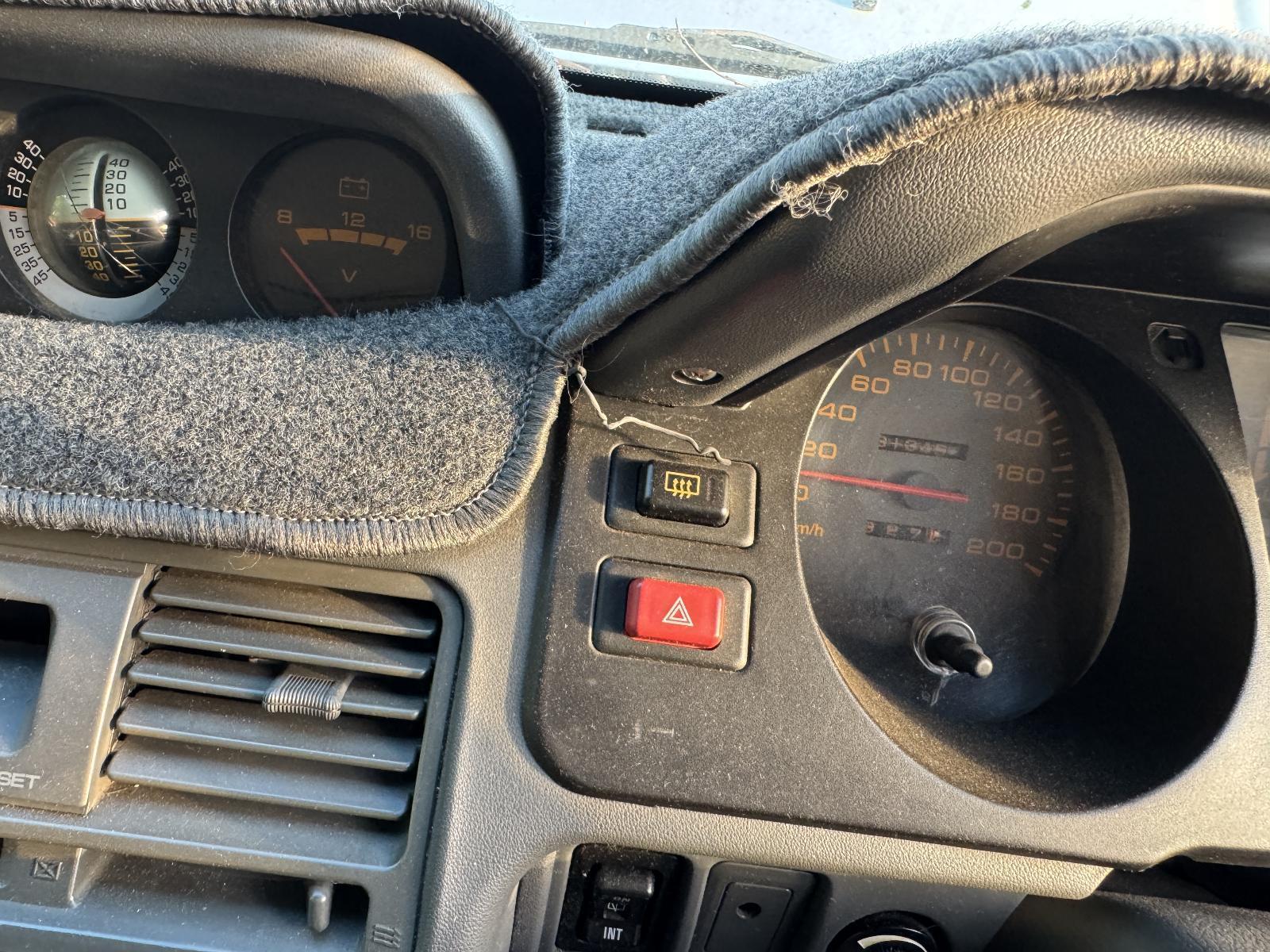 View Auto part Misc Switch/Relay MITSUBISHI PAJERO 1993