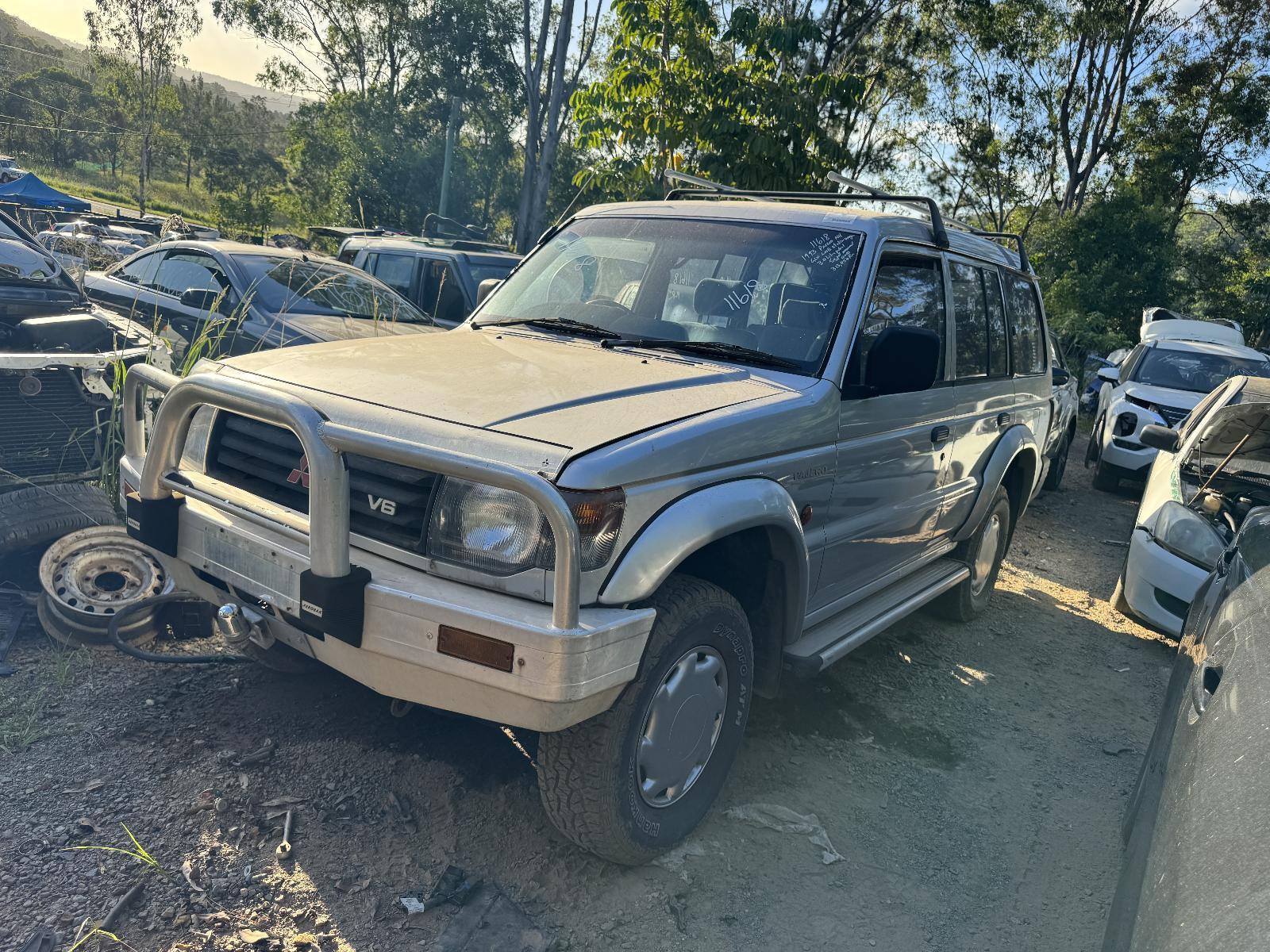 View Auto part Header Panel MITSUBISHI PAJERO 1993