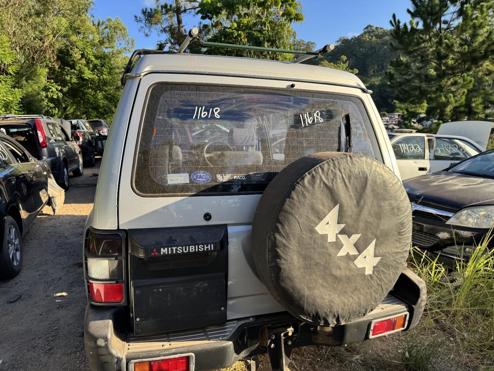 View Auto part Rear/Tailgate Glass MITSUBISHI PAJERO 1993