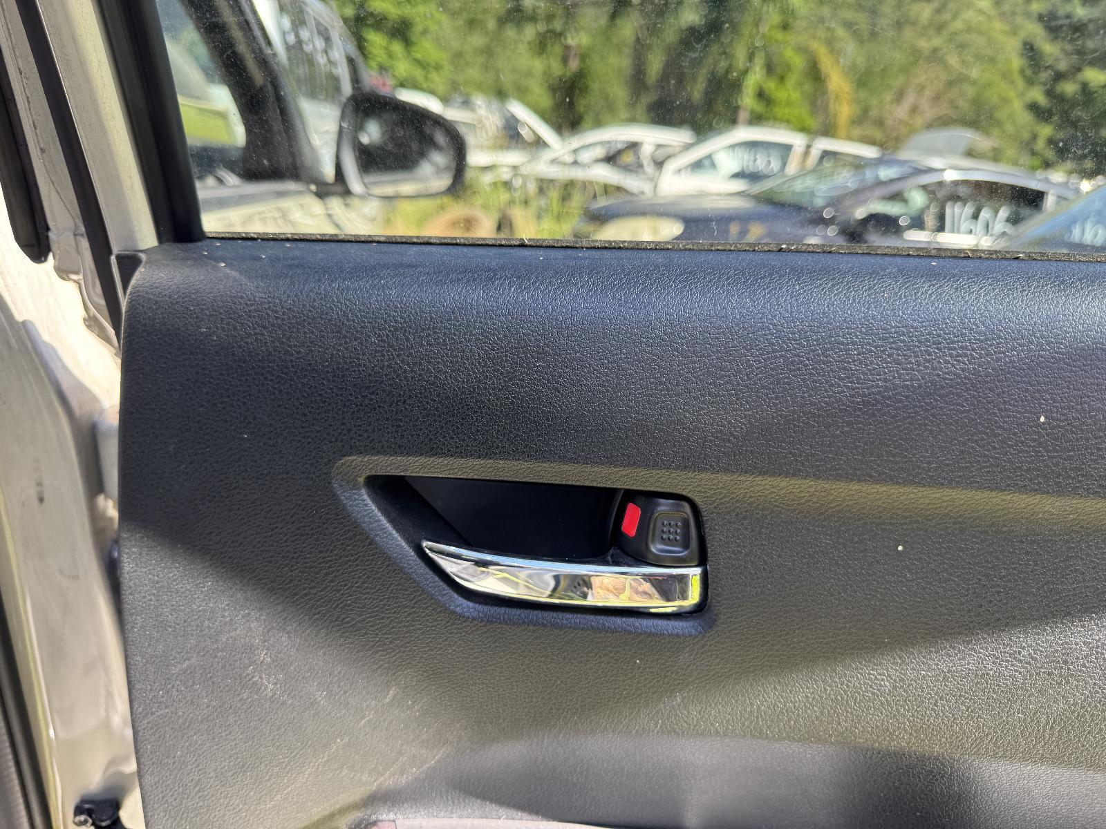 View Auto part Door Handle SUZUKI VITARA 2024