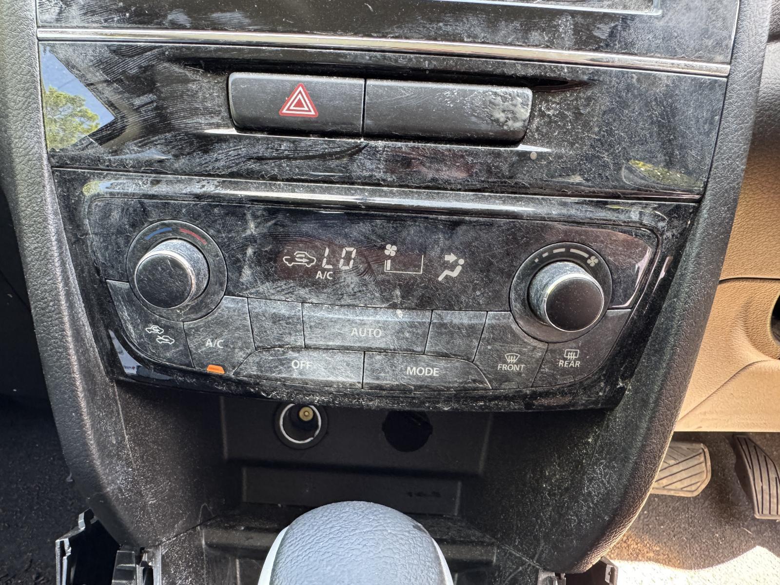 View Auto part Heater/Ac Controls SUZUKI VITARA 2024
