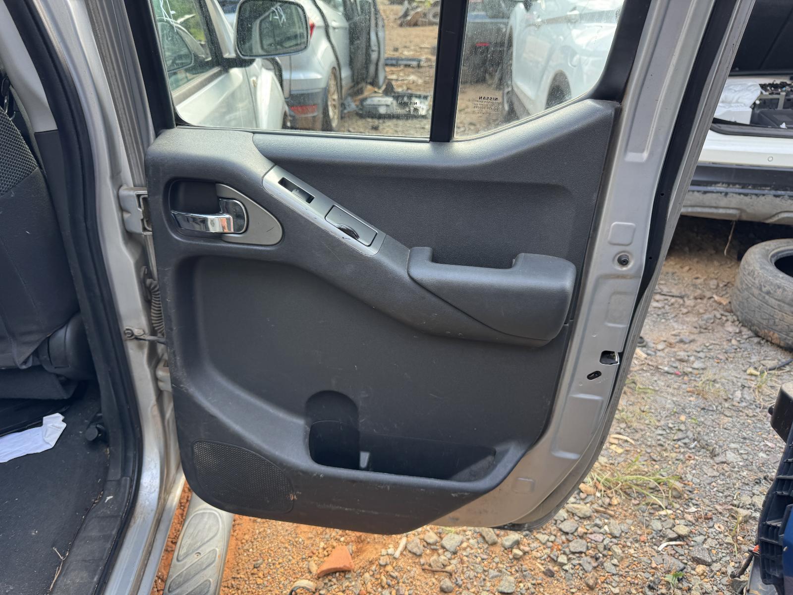 View Auto part Door Trim NISSAN NAVARA 2007