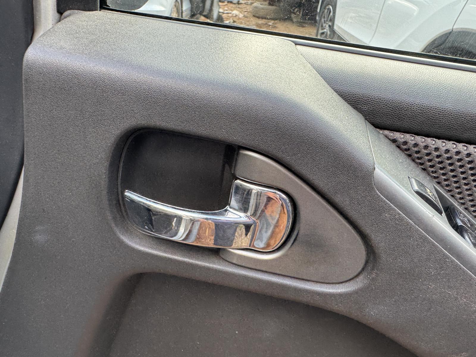 View Auto part Door Handle NISSAN NAVARA 2007