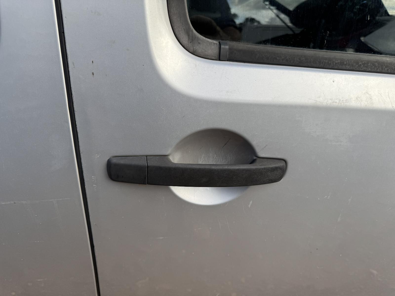 View Auto part Door Handle NISSAN NAVARA 2007