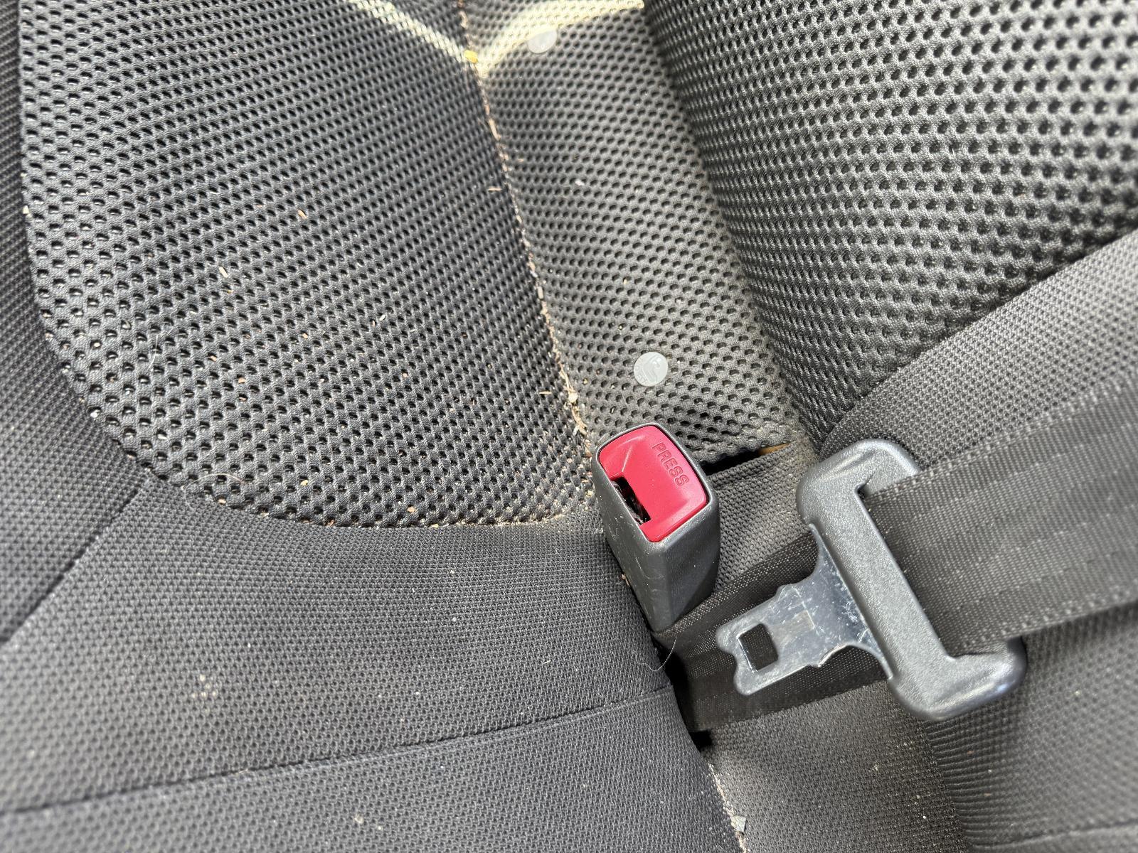 View Auto part Seatbelt/Stalk NISSAN NAVARA 2007