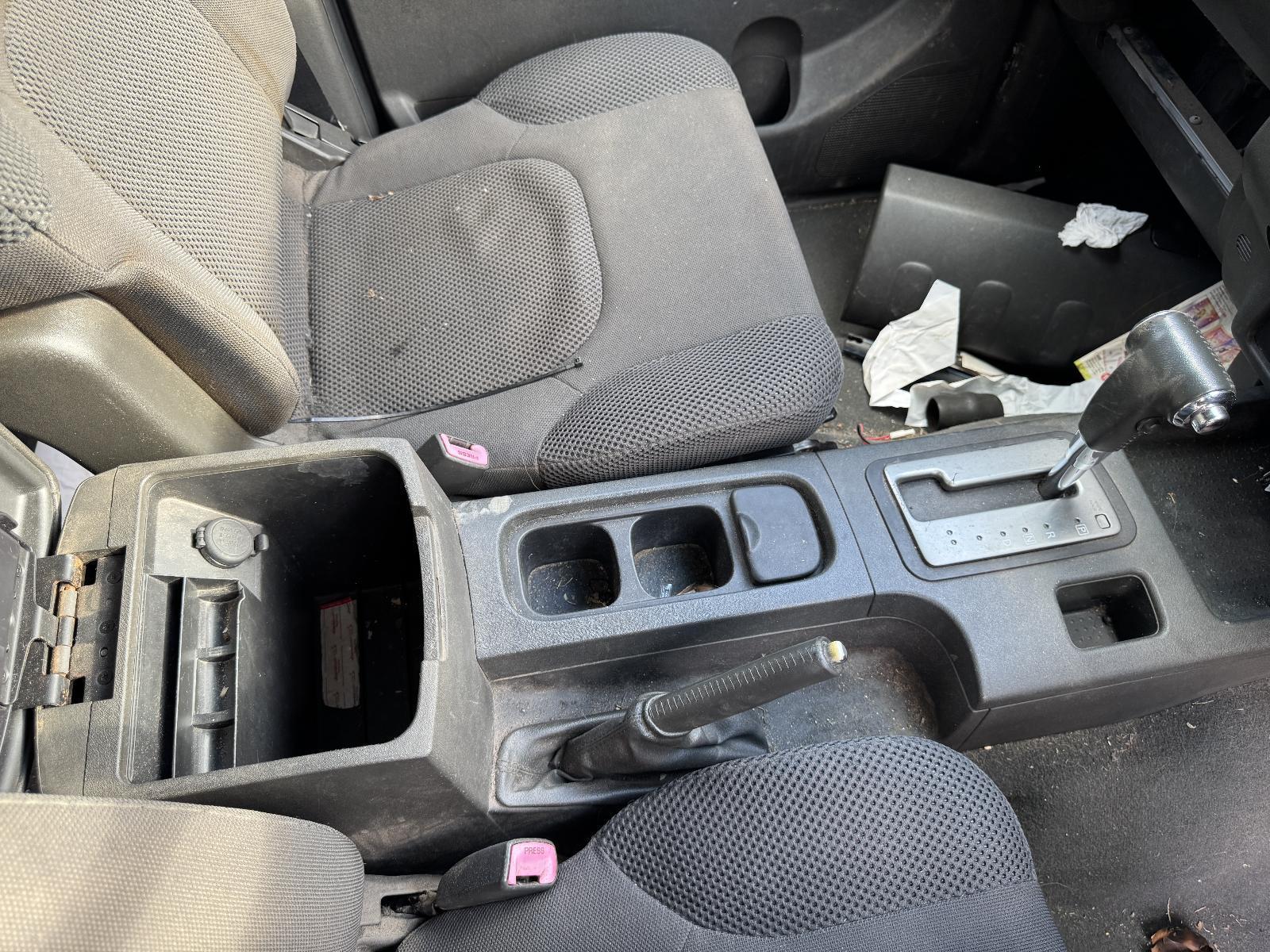 View Auto part Console NISSAN NAVARA 2007
