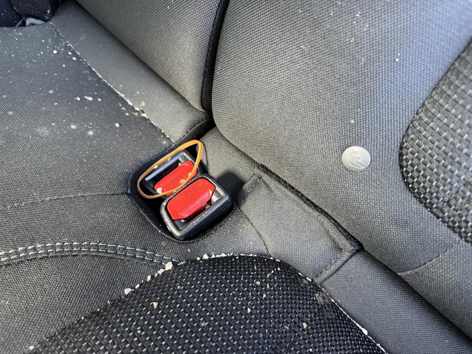 View Auto part Seatbelt/Stalk SUBARU FORESTER 2024