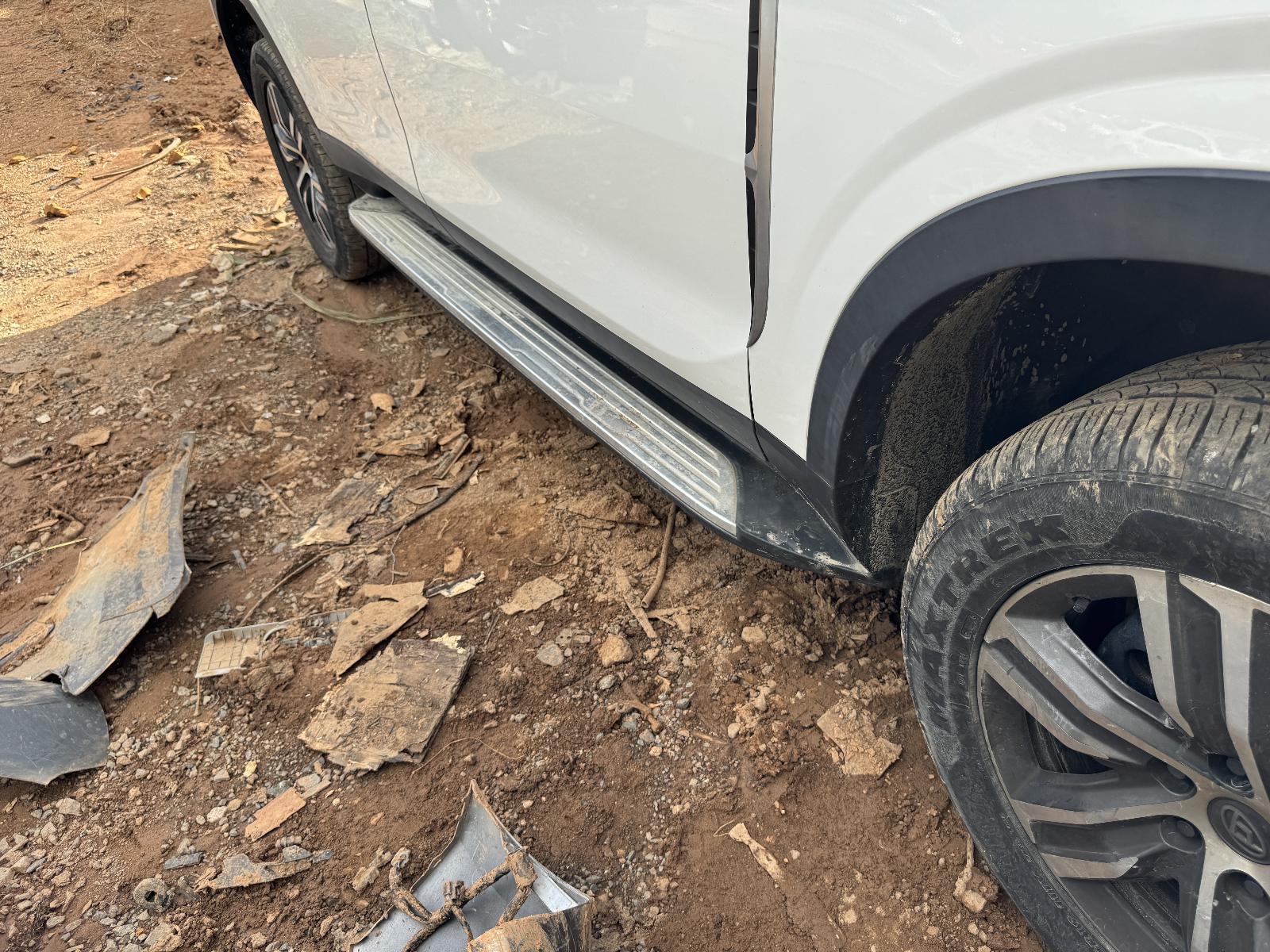 View Auto part Side Step/Skirt LDV D90 2022