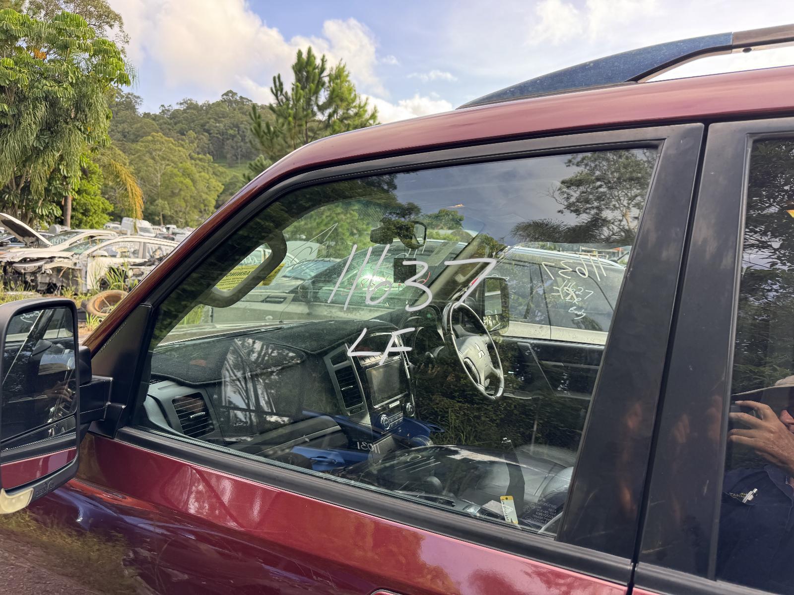 View Auto part Left Front Door Window MITSUBISHI PAJERO 2016