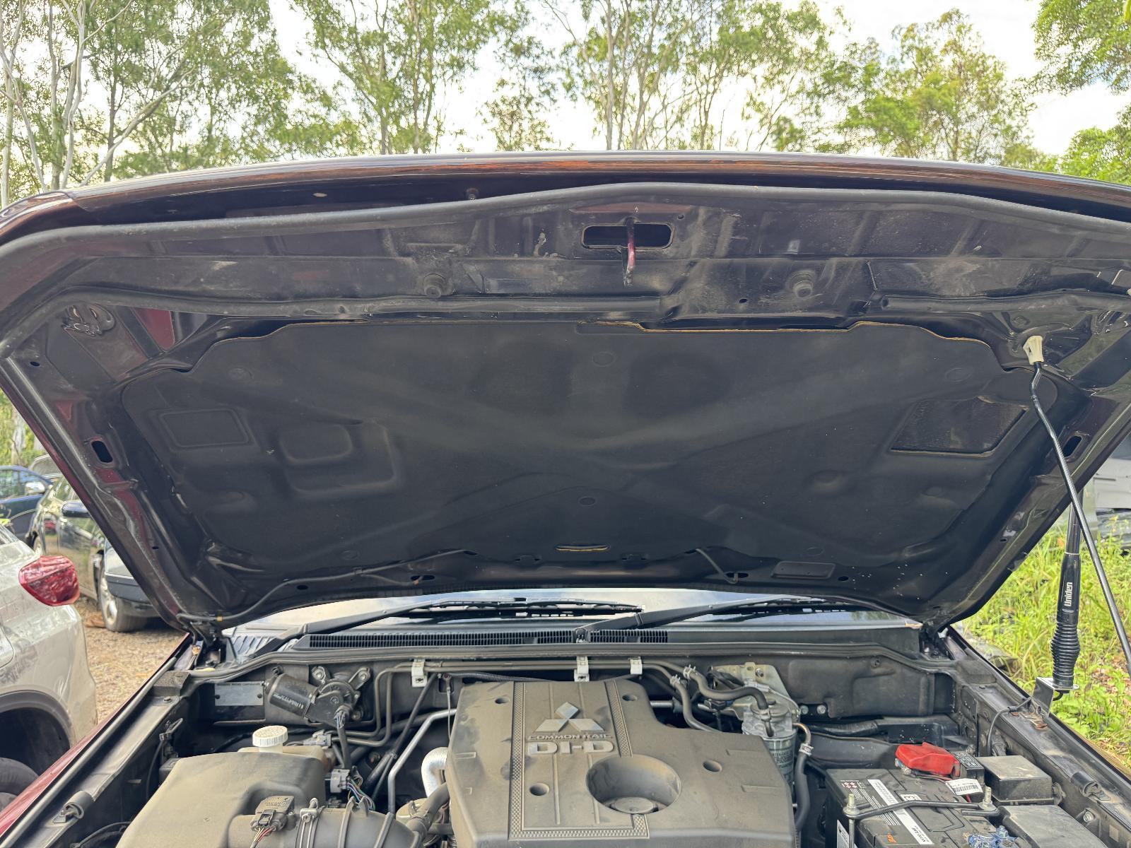 View Auto part Plenum Chamber MITSUBISHI PAJERO 2016