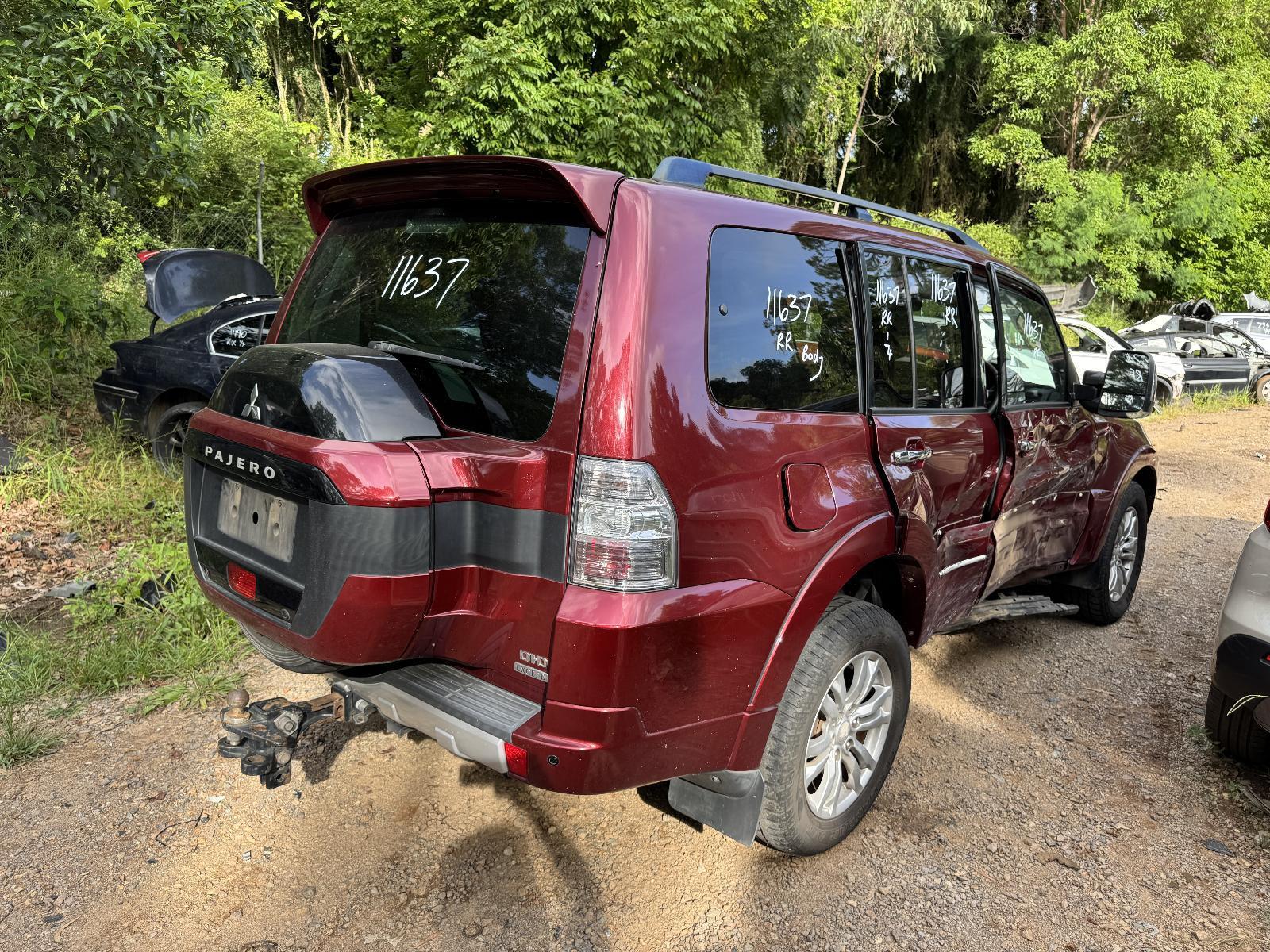 View Auto part Tailgate Handle MITSUBISHI PAJERO 2016